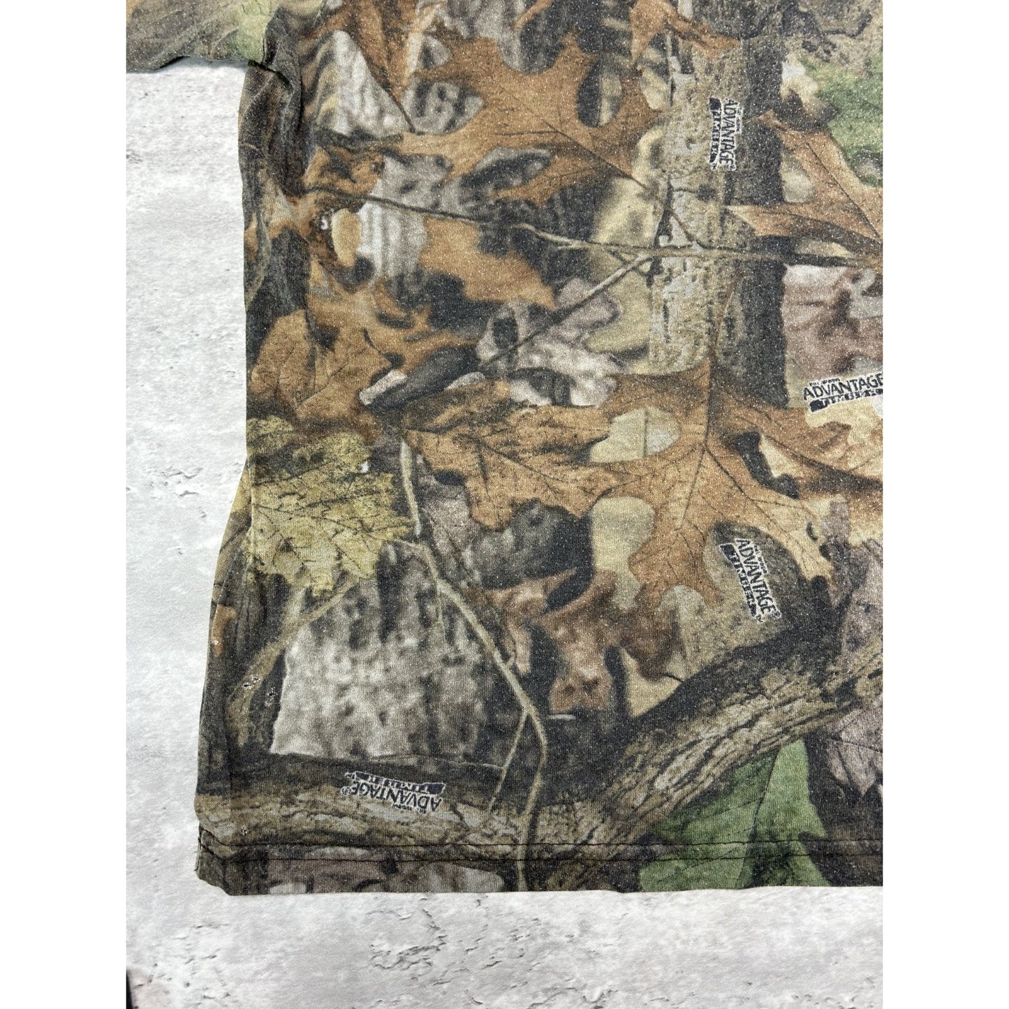 Vintage 90s Advantage Timber Tree Camo Hunting Long Sleeve T-Shirt Size Large