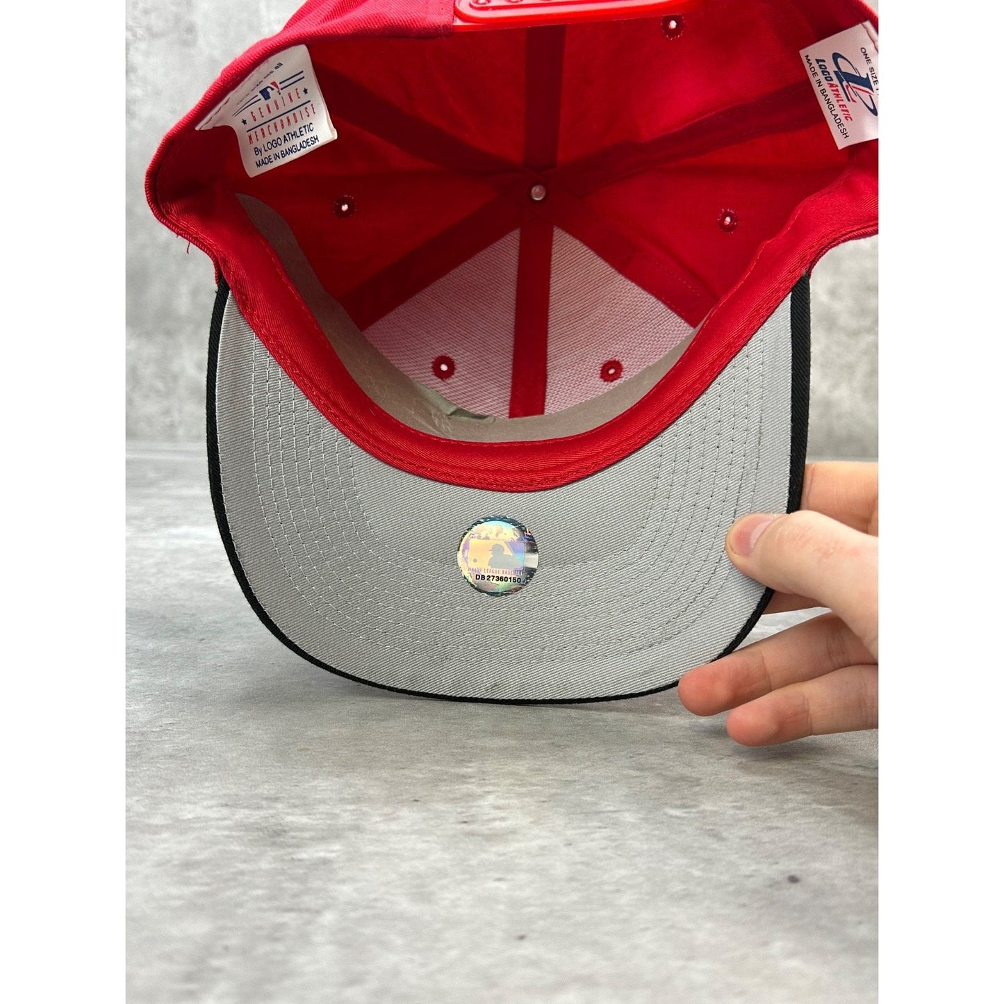 Vintage Cincinnati Reds MLB Embroidered Logo Baseball Snapback Hat OSFA