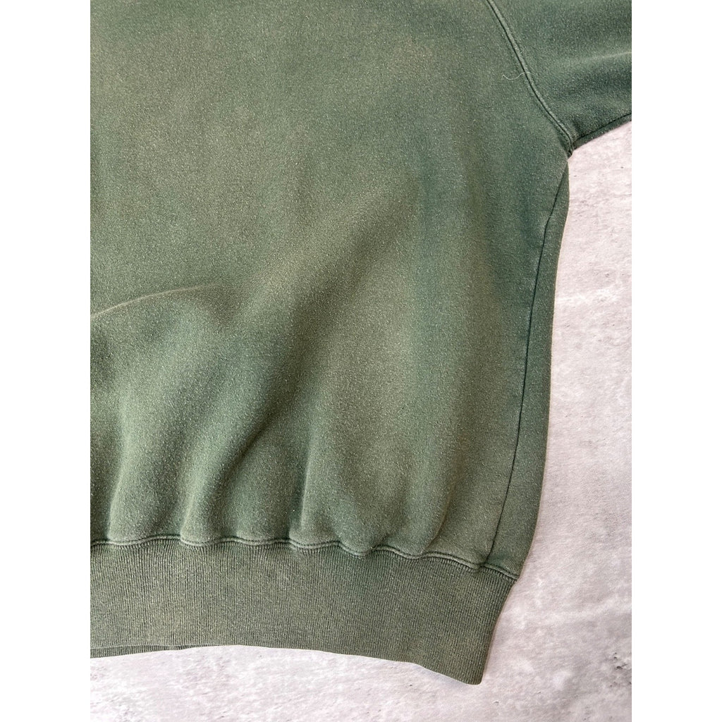 Vintage GAP Blank Green Pullover Crewneck Sweatshirt Size Medium