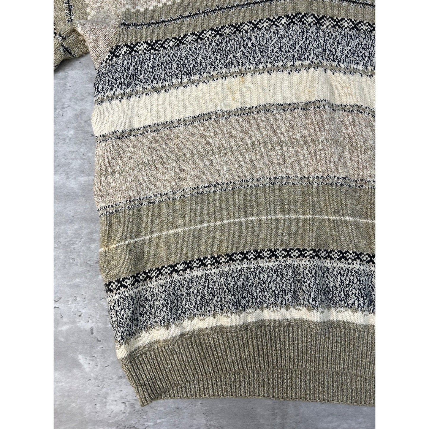 Vintage 90s Great Lakes Country Abstract Striped Collared Sweater Size Medium