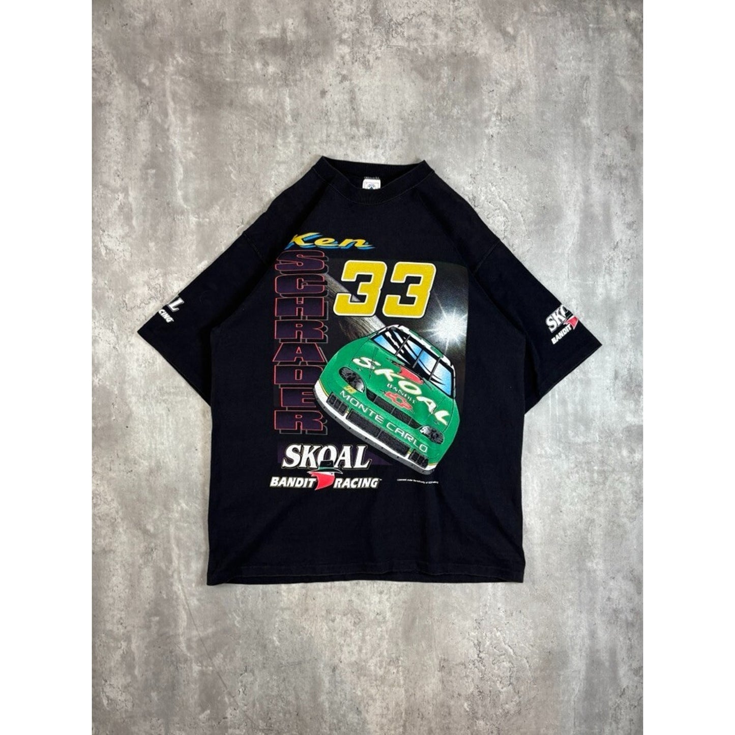 Vintage Ken Schrader #33 Nascar Skoal Racing Car Graphic T-Shirt Size Large