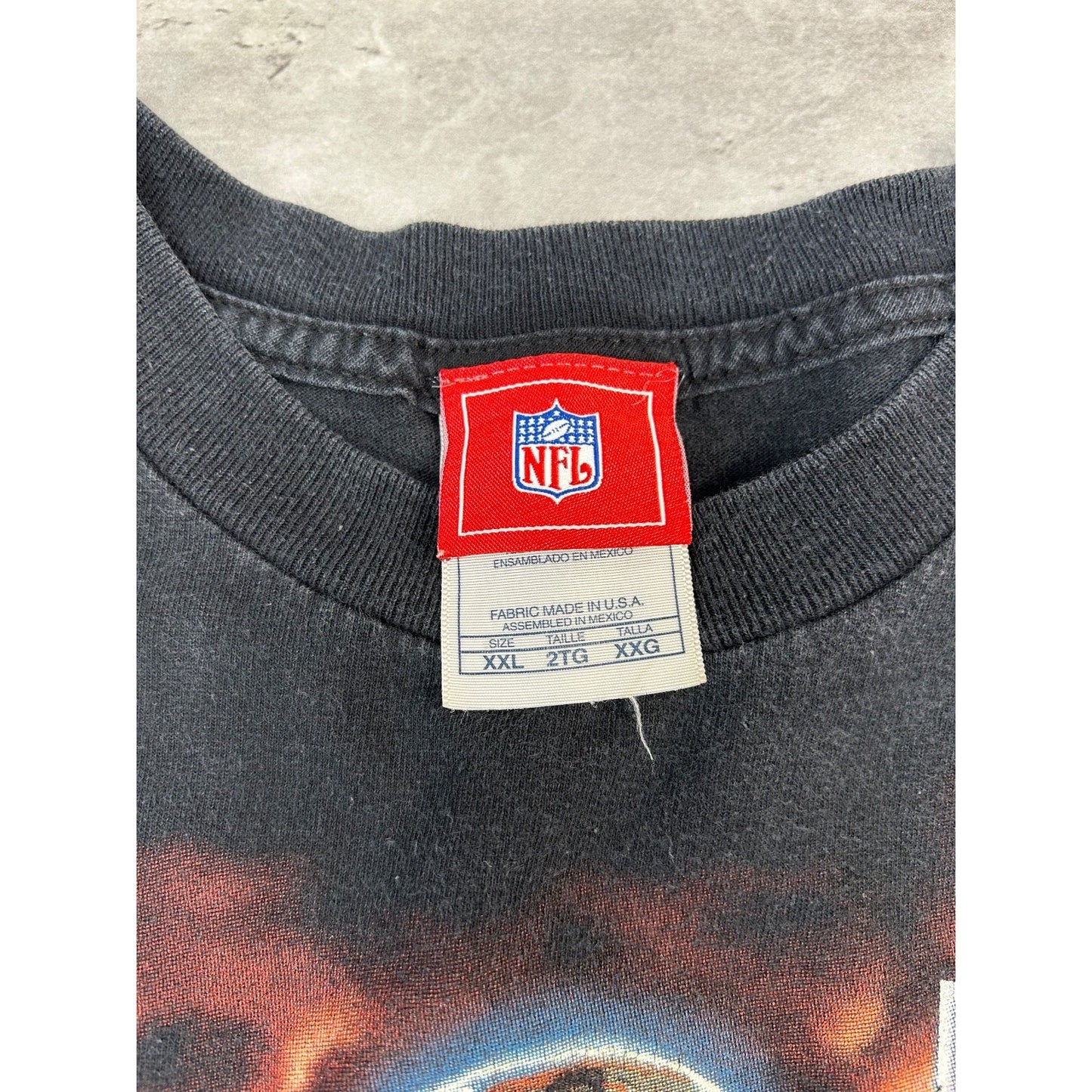 Vintage Oakland Raiders NFL Cartoon Football Player Graphic T-Shirt Size 2XL