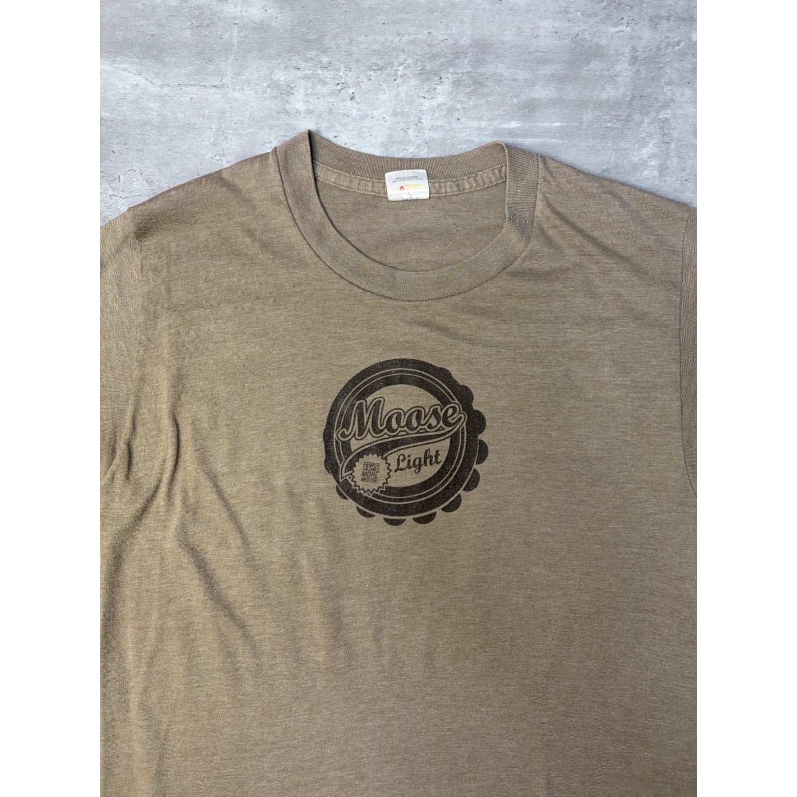 Vintage 90s Moose Light Bottle Cap Beer Promo Graphic T-Shirt Size Large