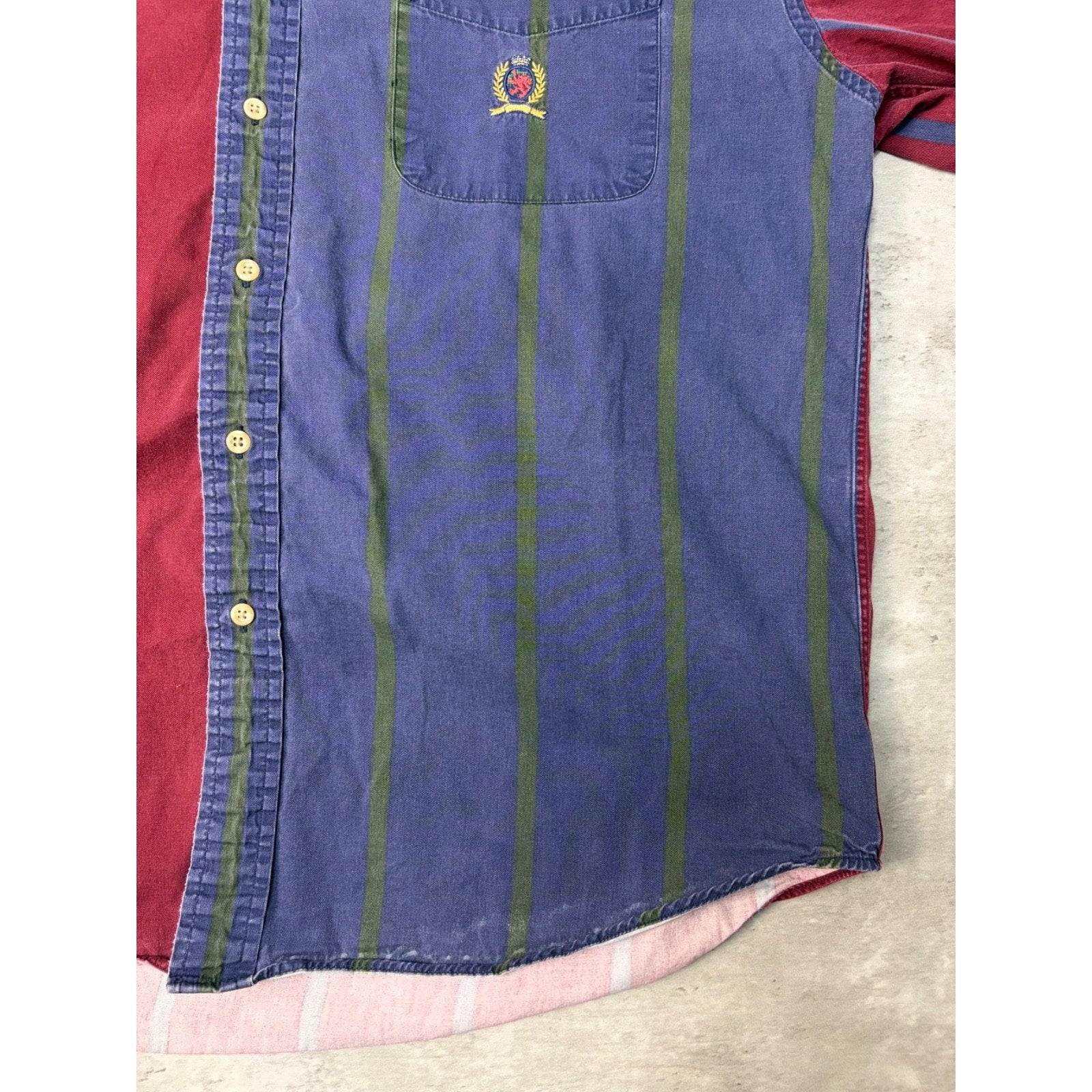 Vintage Tommy Hilfiger Embroidered Crest Striped Button Up Shirt Size Large