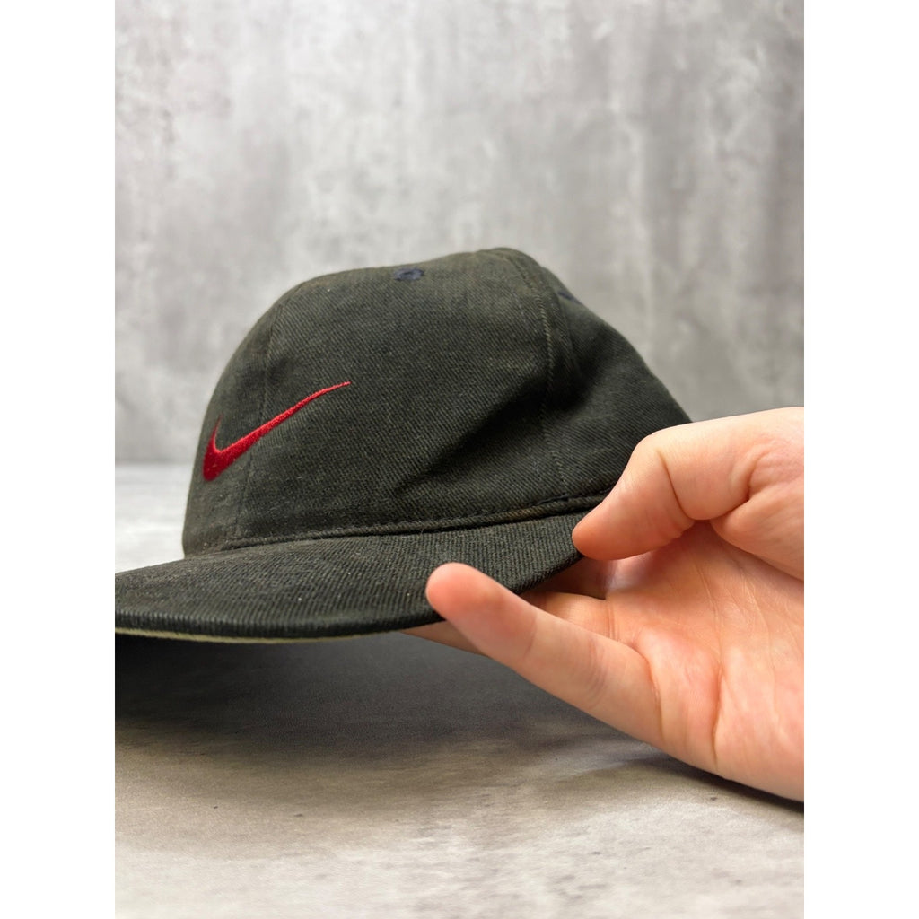 Vintage 90s Nike Embroidered Swoosh Two Tone Snapback Hat OSFA