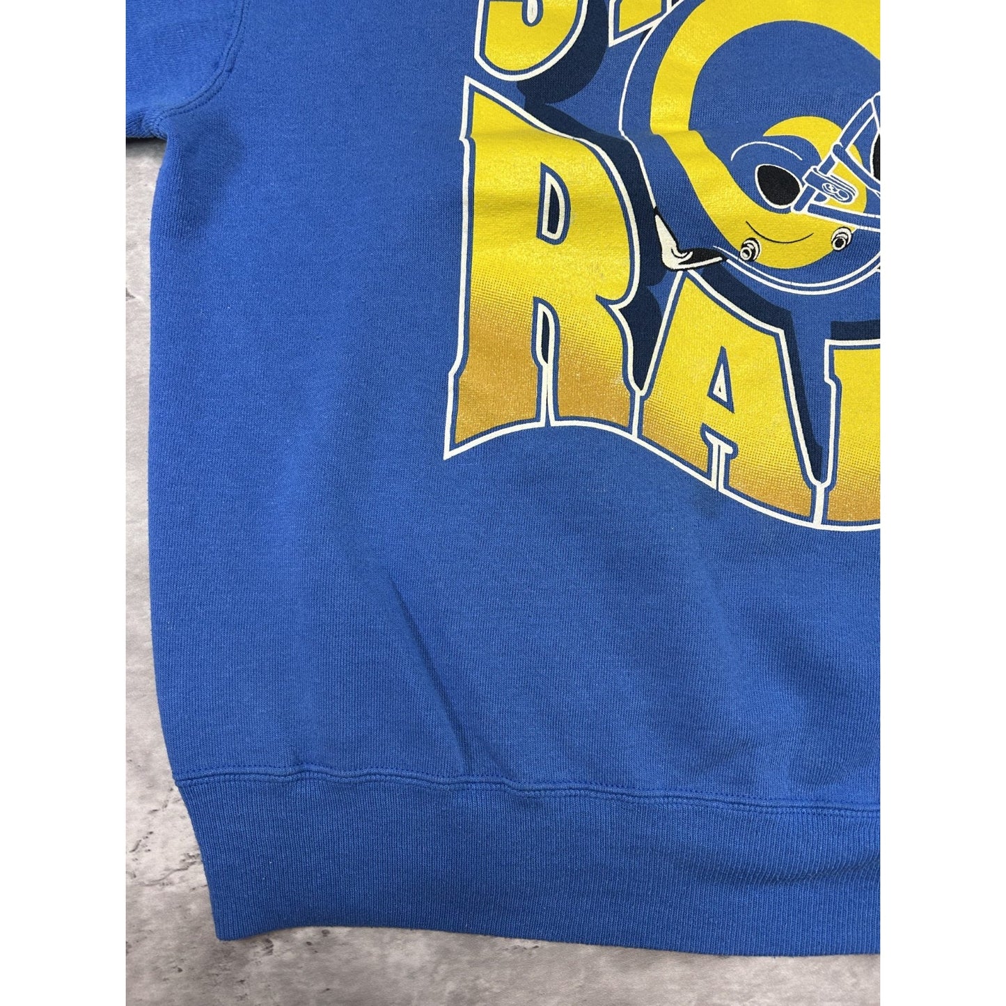 Vintage 1995 St Louis Rams NFL Big Graphic Helmet Spellout Sweatshirt Size XL