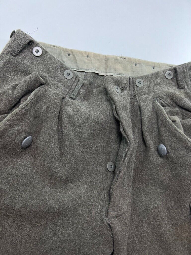 Vintage 1971 WWII Swedish Military Issue C150 Wool Cargo Pants Size 31