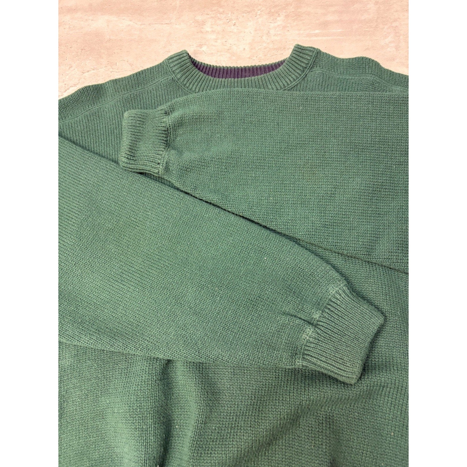 Vintage Tommy Hilfiger Embroidered Crest Pullover Knit Sweater Size Large