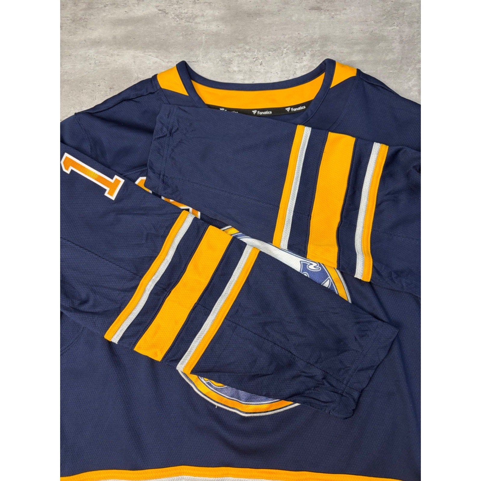 Jack Eichel #15 Buffalo Sabres NHL Fanatics Hockey Jersey Size Large