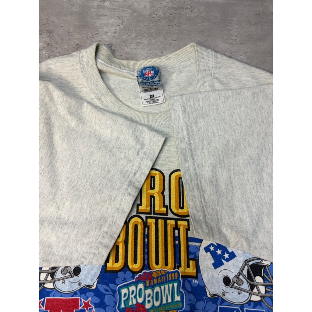 Vintage 1999 NFL Hawaii Pro Bowl AFC Vs NFC Helmet Graphic T-Shirt Size Medium