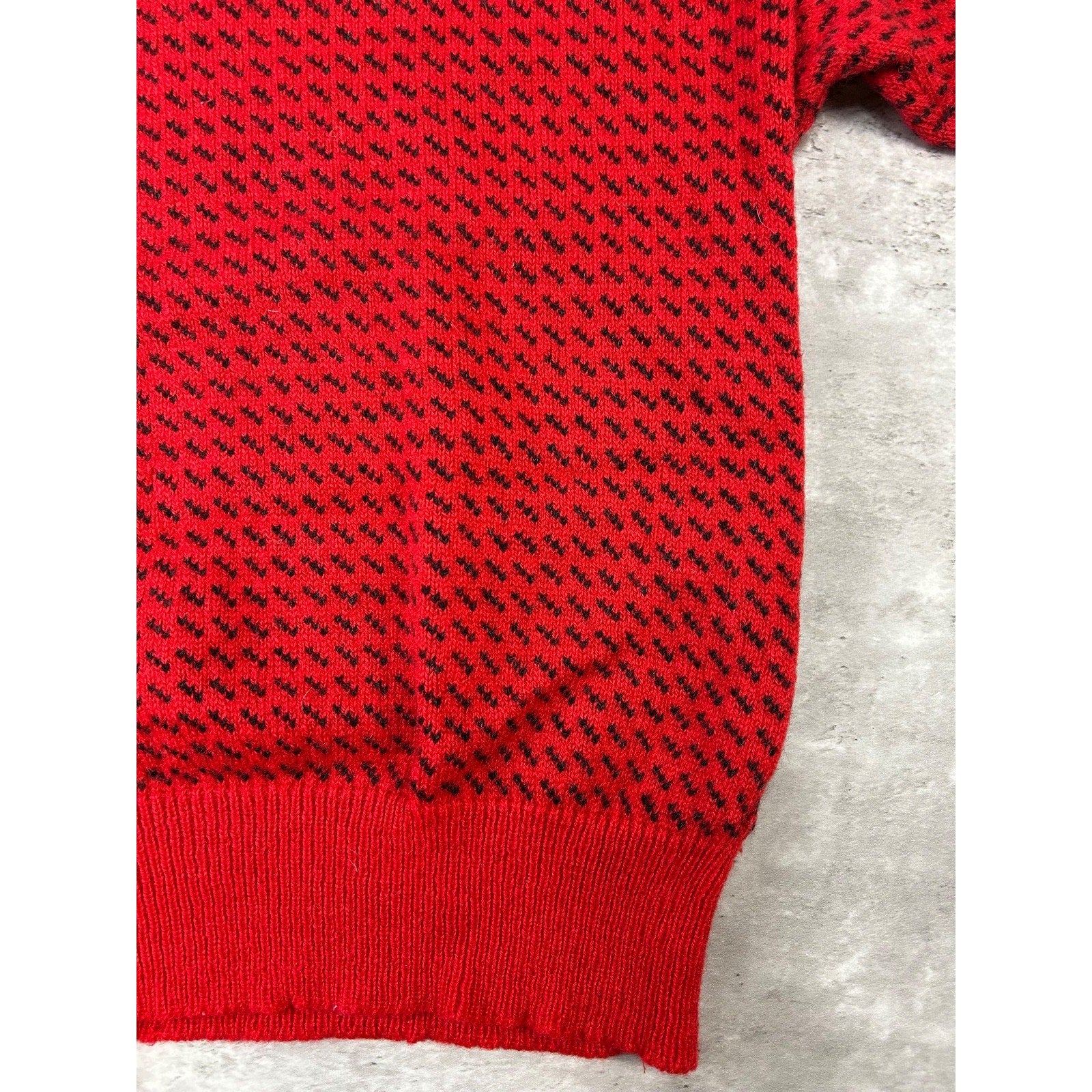 Vintage 90s Woolrich Checkered Print Pullover Ribbed Sweater Size Medium