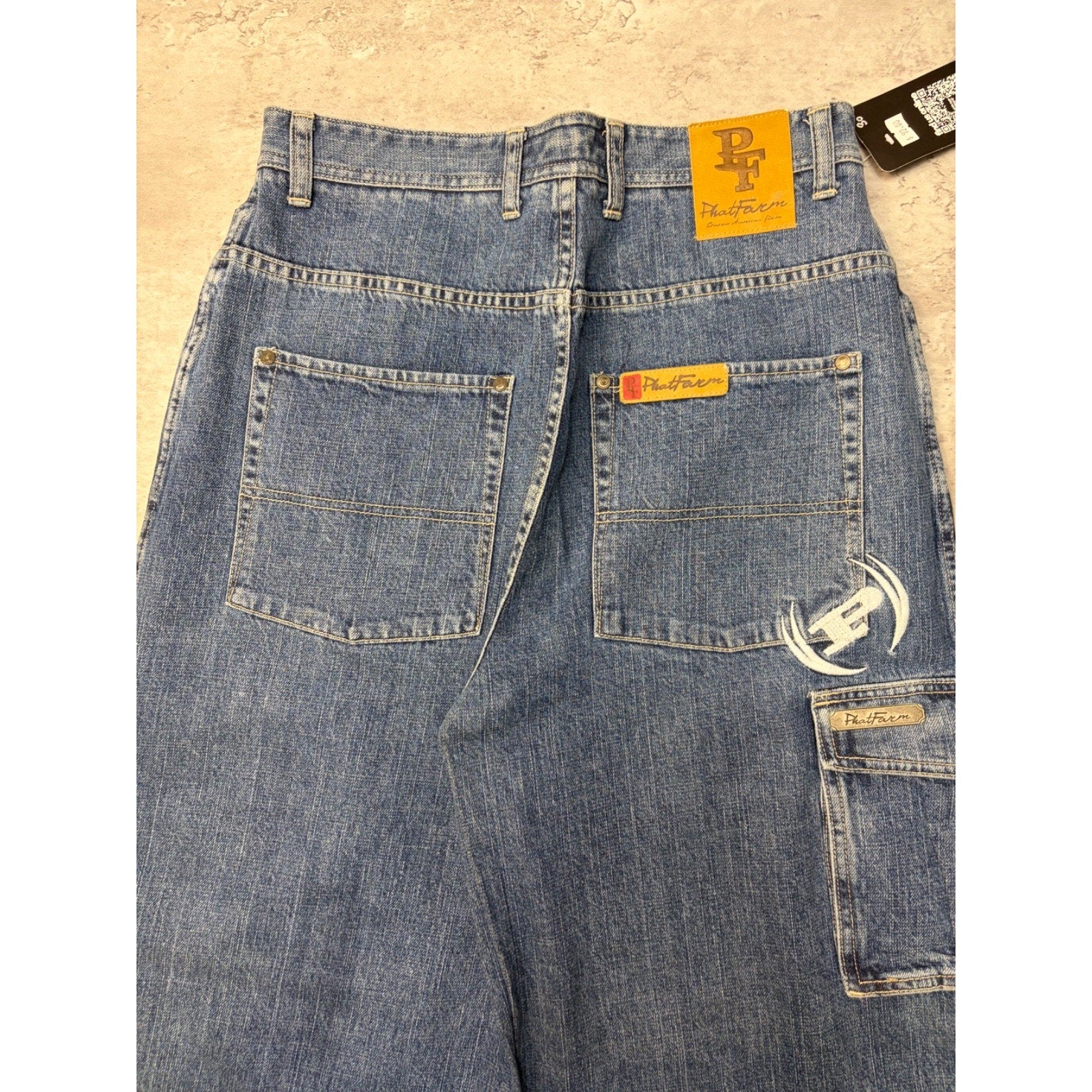 Vintage Y2K Womens Phat Farm Embroidered Medium Wash Denim Pants Size 30x32