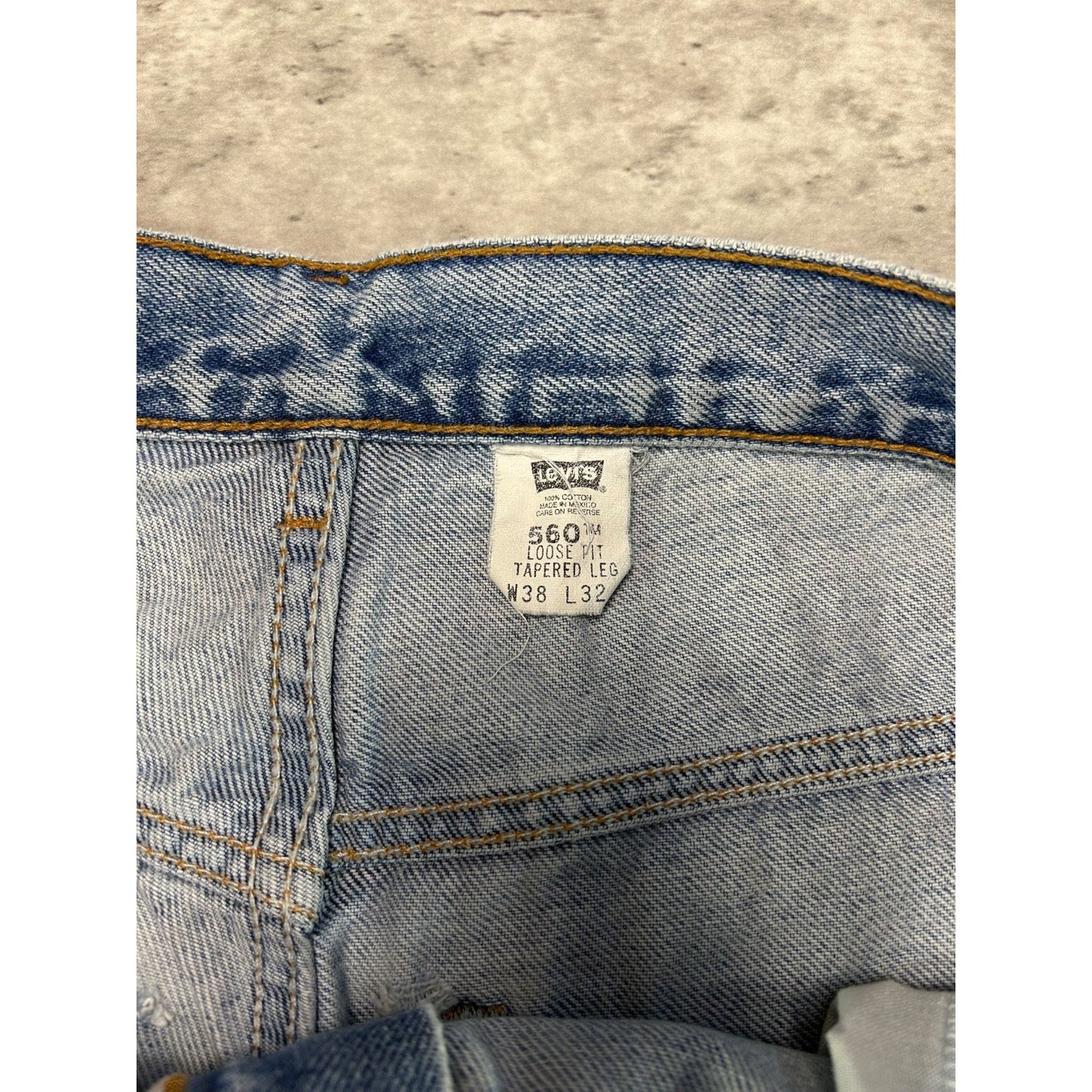 Vintage 90s Levis 560 Red Tab Light Wash Denim Pants Size 37