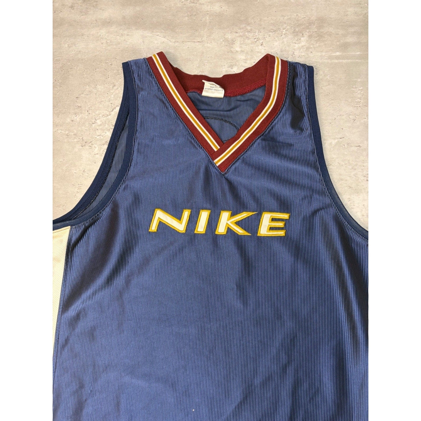 Vintage Y2K Nike Embroidered Spellout Basketball Jersey Size XL