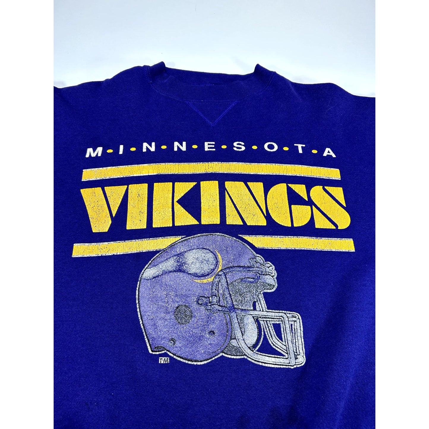 Vintage 80s Minnesota Vikings NFL Helmet Graphic Sweatshirt Size Large