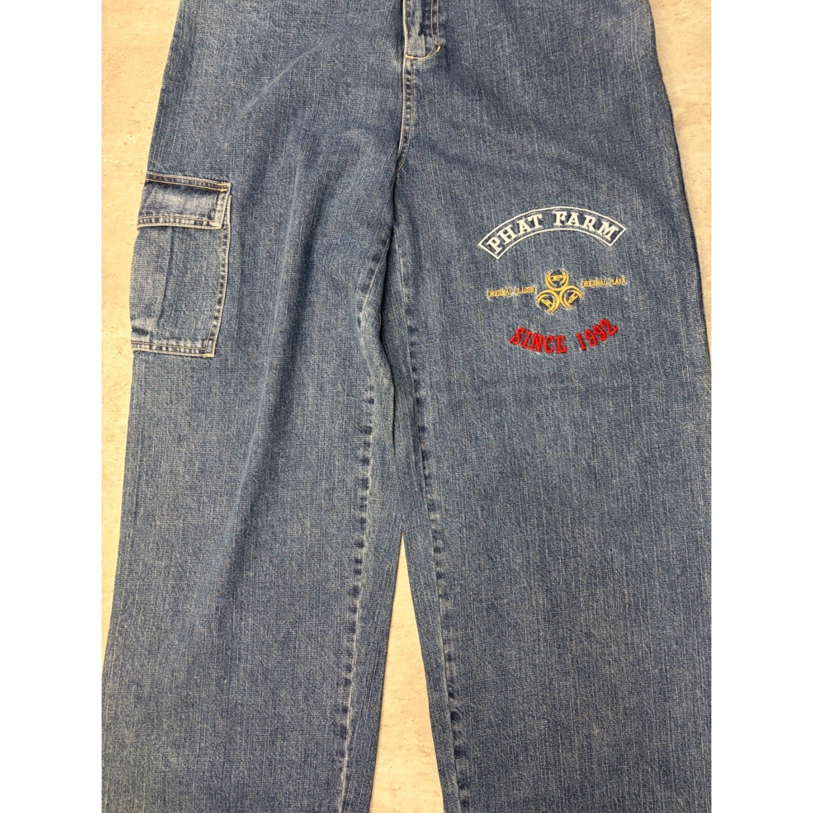 Vintage Y2K Womens Phat Farm Embroidered Medium Wash Denim Pants Size 30x32