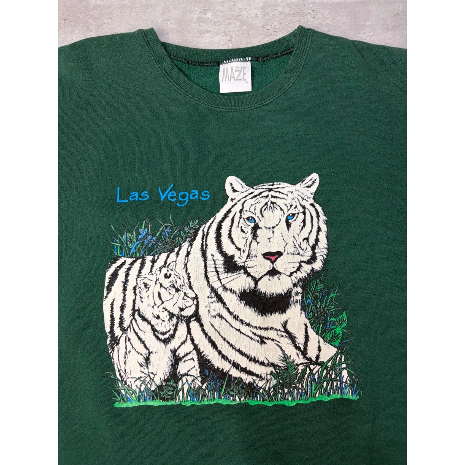 Vintage Las Vegas White Tiger Animal Graphic Nature Sweatshirt Size XL