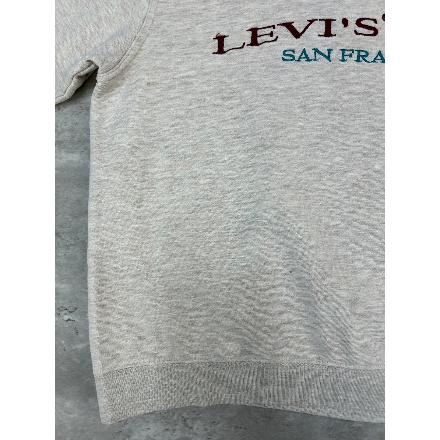 Vintage 90s Levis Jeans Embroidered Spellout Crewneck Sweatshirt Size Medium