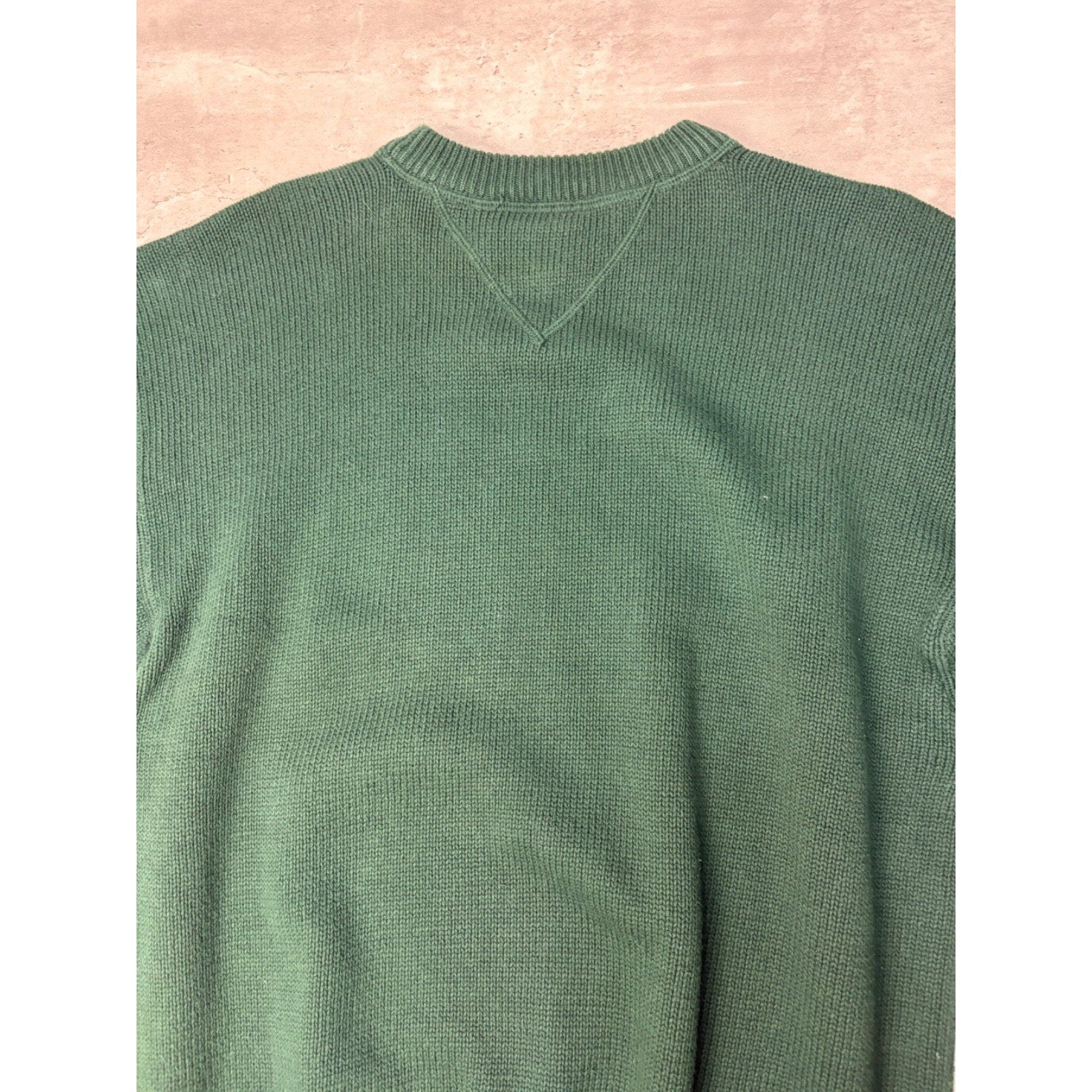 Vintage Tommy Hilfiger Embroidered Crest Pullover Knit Sweater Size Large