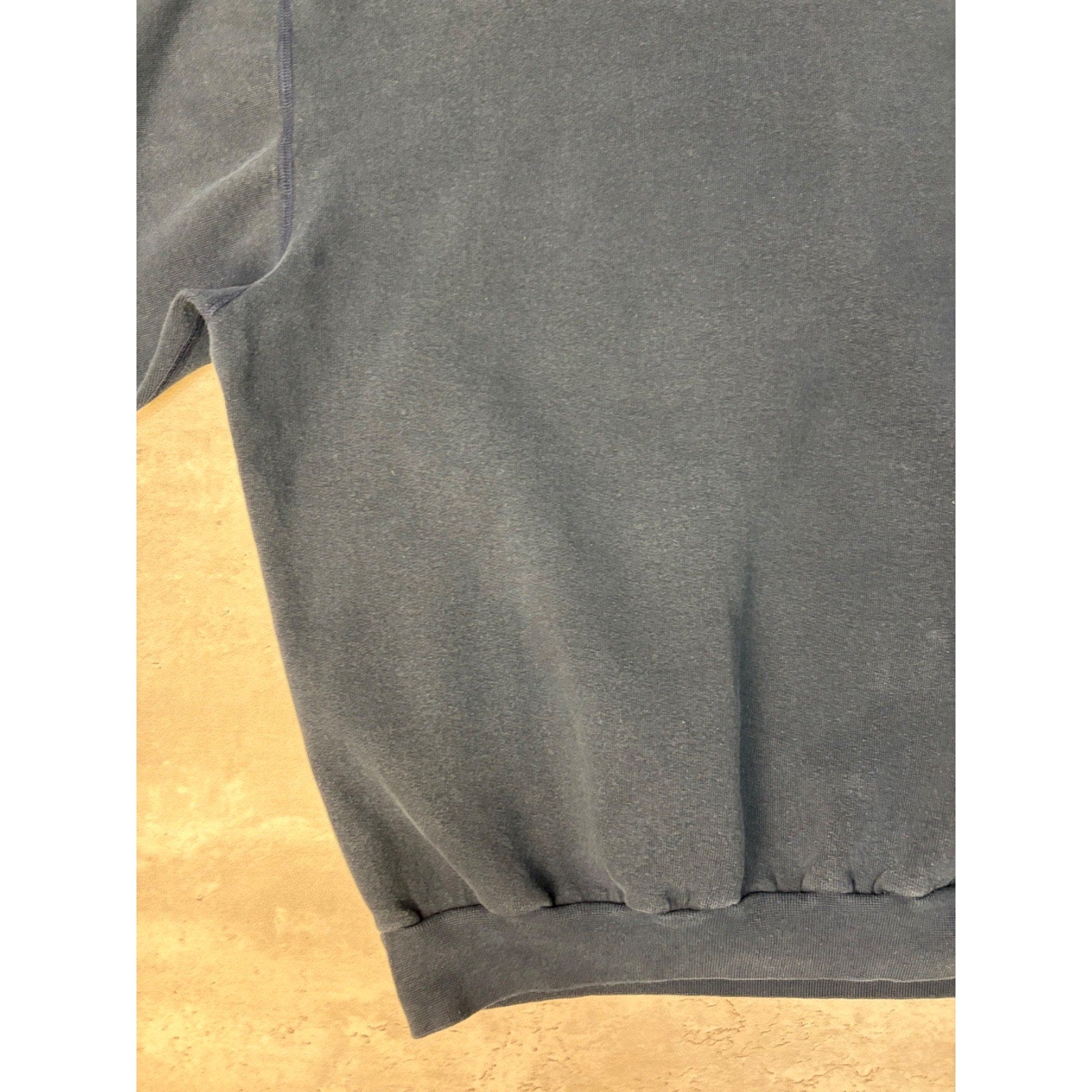 Vintage 90s UNC Tarheels NCAA Embroidered Collegiate Spellout Sweatshirt Size XL