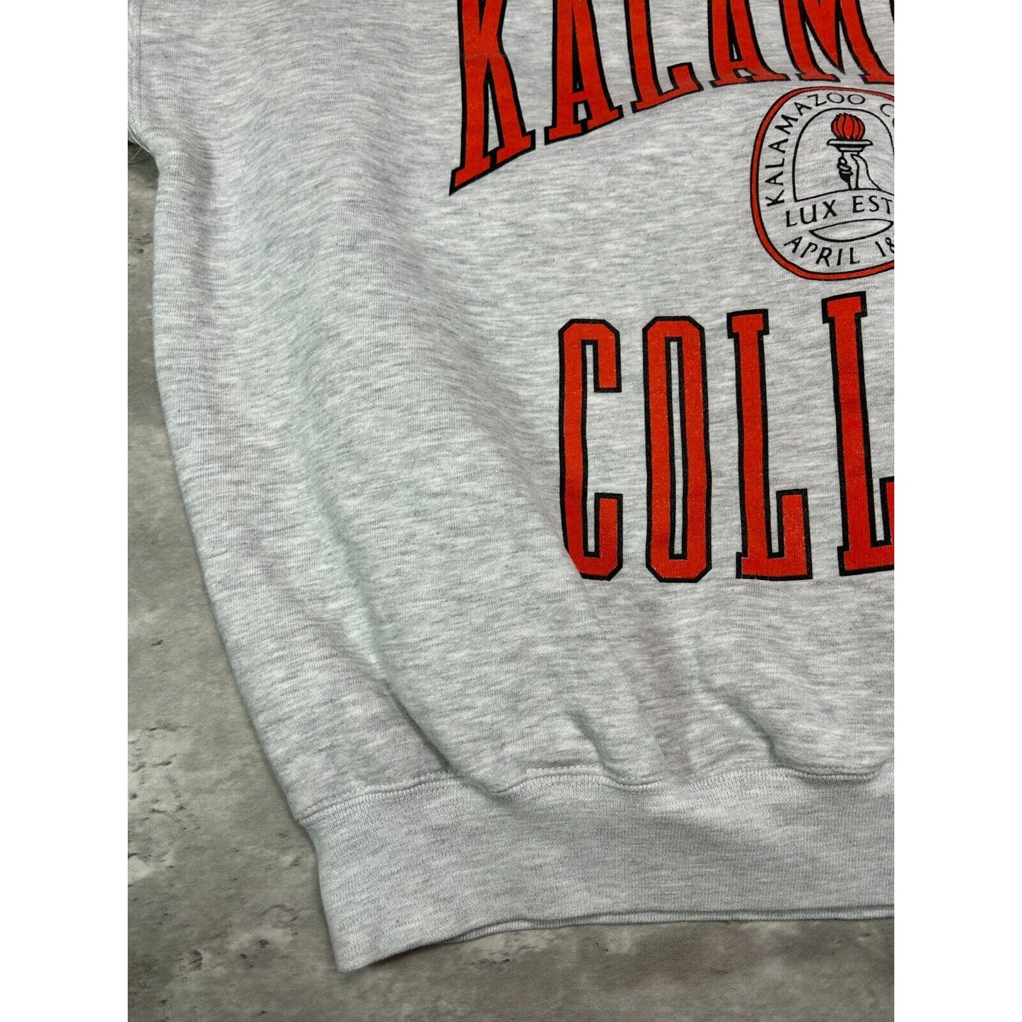 Vintage Kalamazoo College NCAA Collegiate Spellout Sweatshirt Size Medium