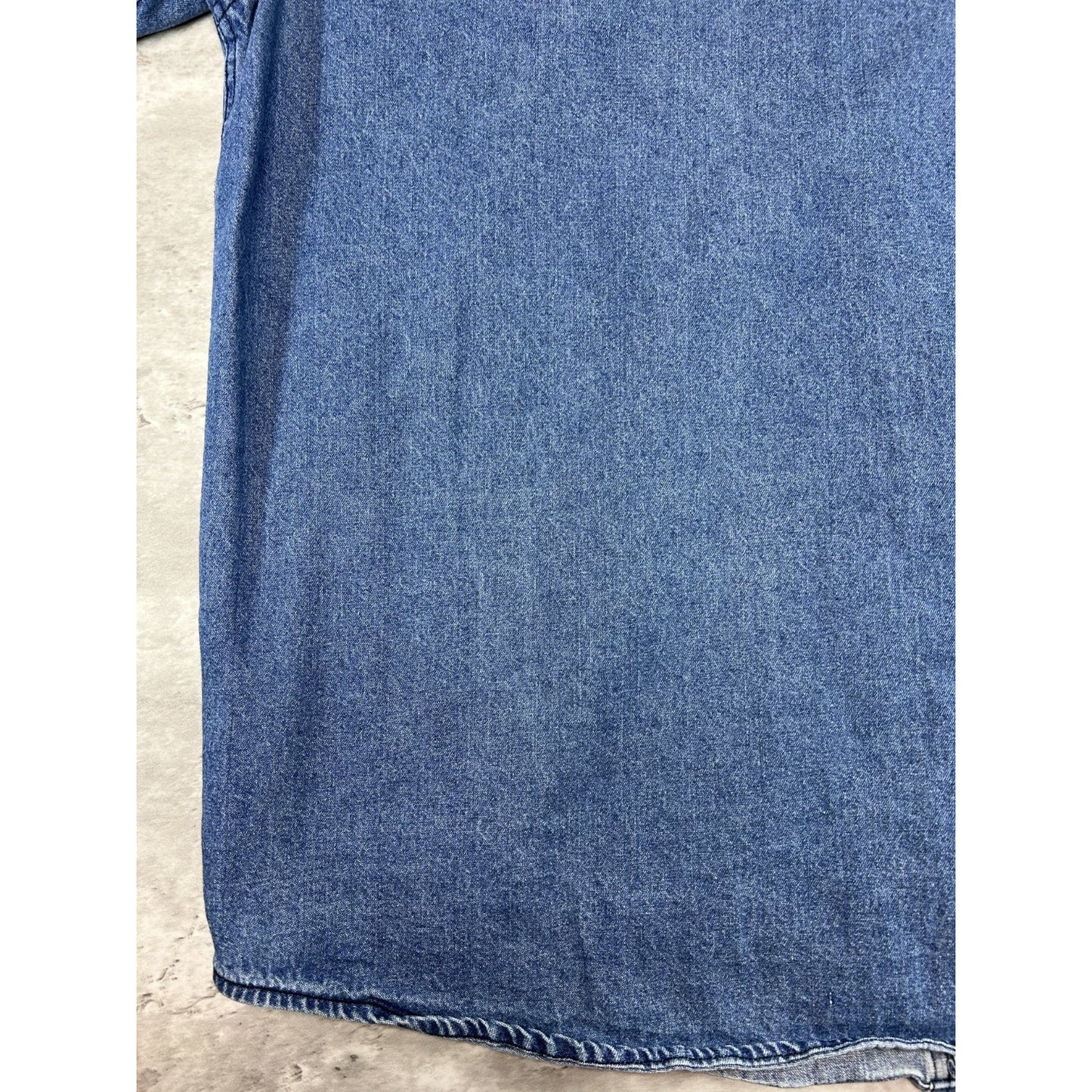 Vintage Y2K Harley Davidson Graphic Logo Denim Button Up Shirt Size Large Blue
