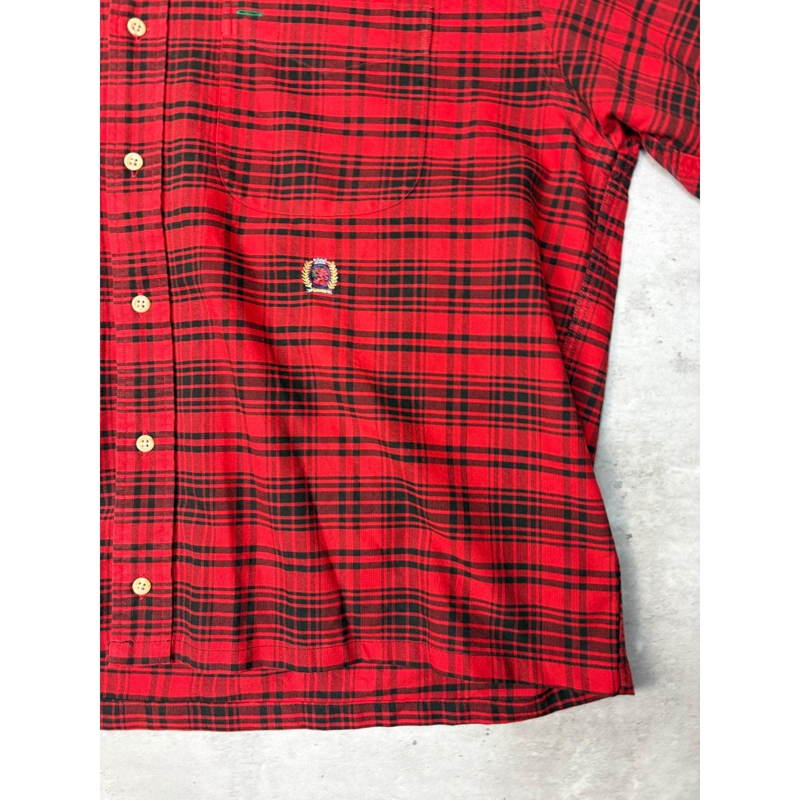 Vintage Tommy Hilfiger Embroidered Crest Plaid Cropped Button Up Shirt Sz Medium