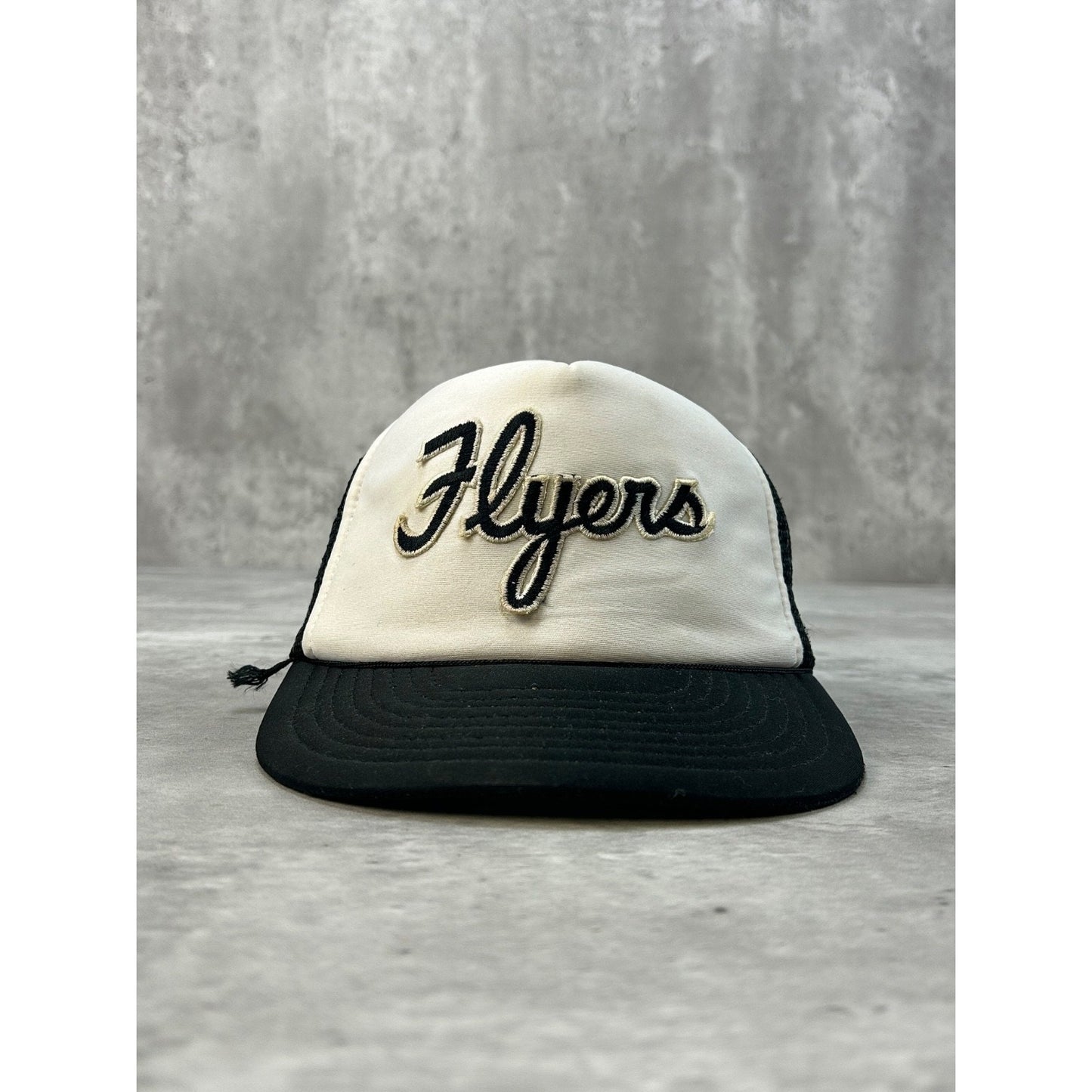 Vintage 80s/90s Flyers Embroidered Spellout Trucker Snapback Hat OSFA