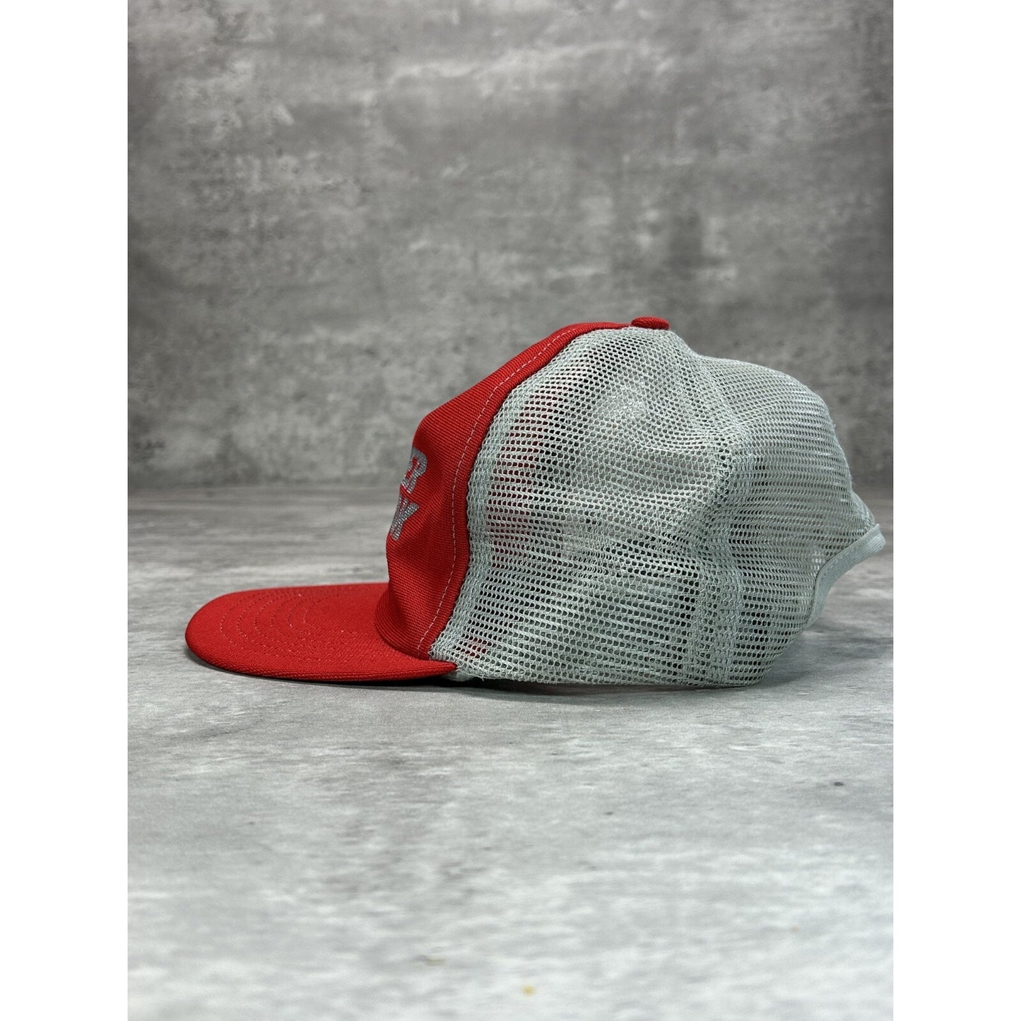 Vintage 80s Silver Streak Cushion Cut Graphic Spellout Trucker Snapback Hat OSFA