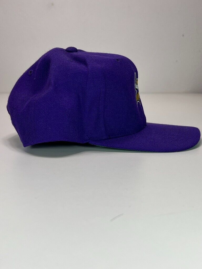 Vintage 90s Minnesota Vikings NFL Embroidered Logo Snapback Hat OSFA