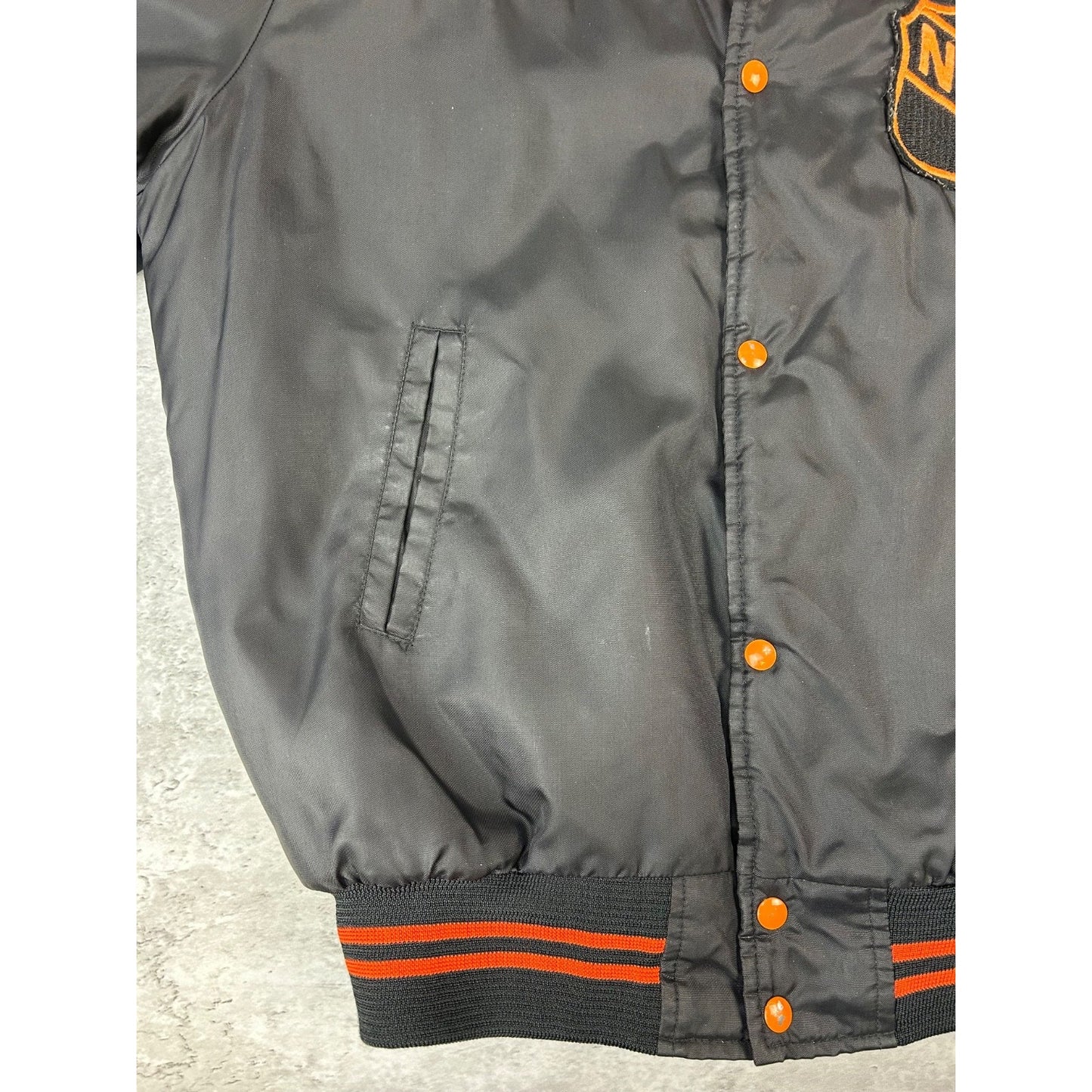 Vintage 80s NHL Embroidered Patch Hockey Bomber Jacket Size Large Black