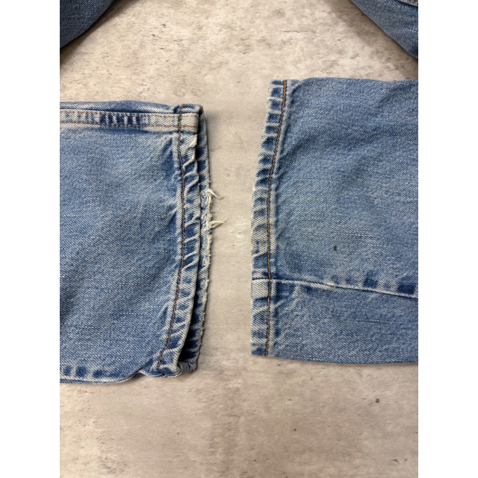 Vintage Levis 505 Red Tab Straight Leg Regular Fit Light Wash Denim Pants Sz 37