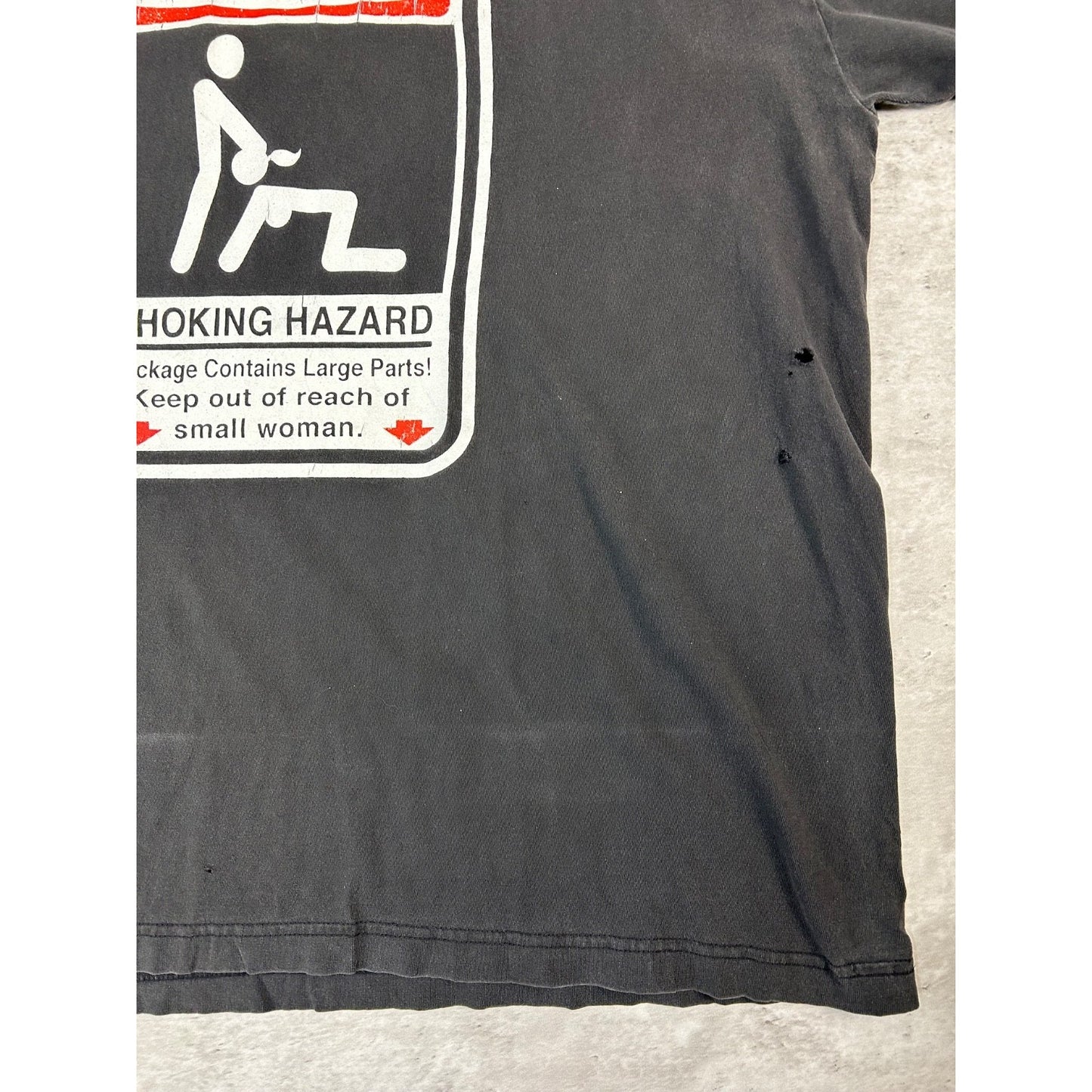 Vintage Warning Choking Hazard Dirty Comedy Graphic T-Shirt Size XL Black