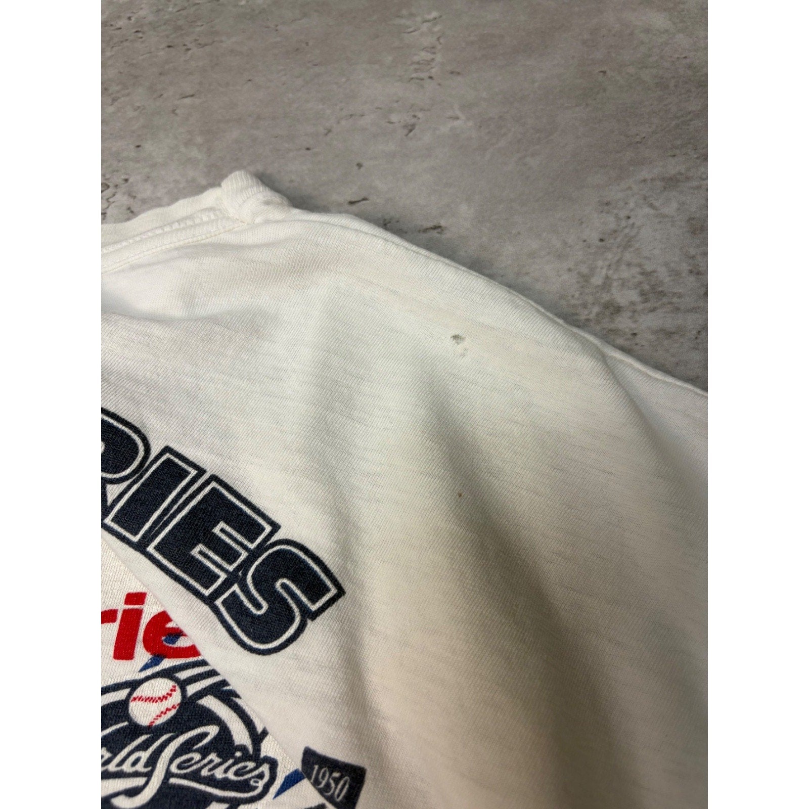 Vintage 2000 Yankees Vs Mets MLB Subway Series Baseball T-Shirt Size XL