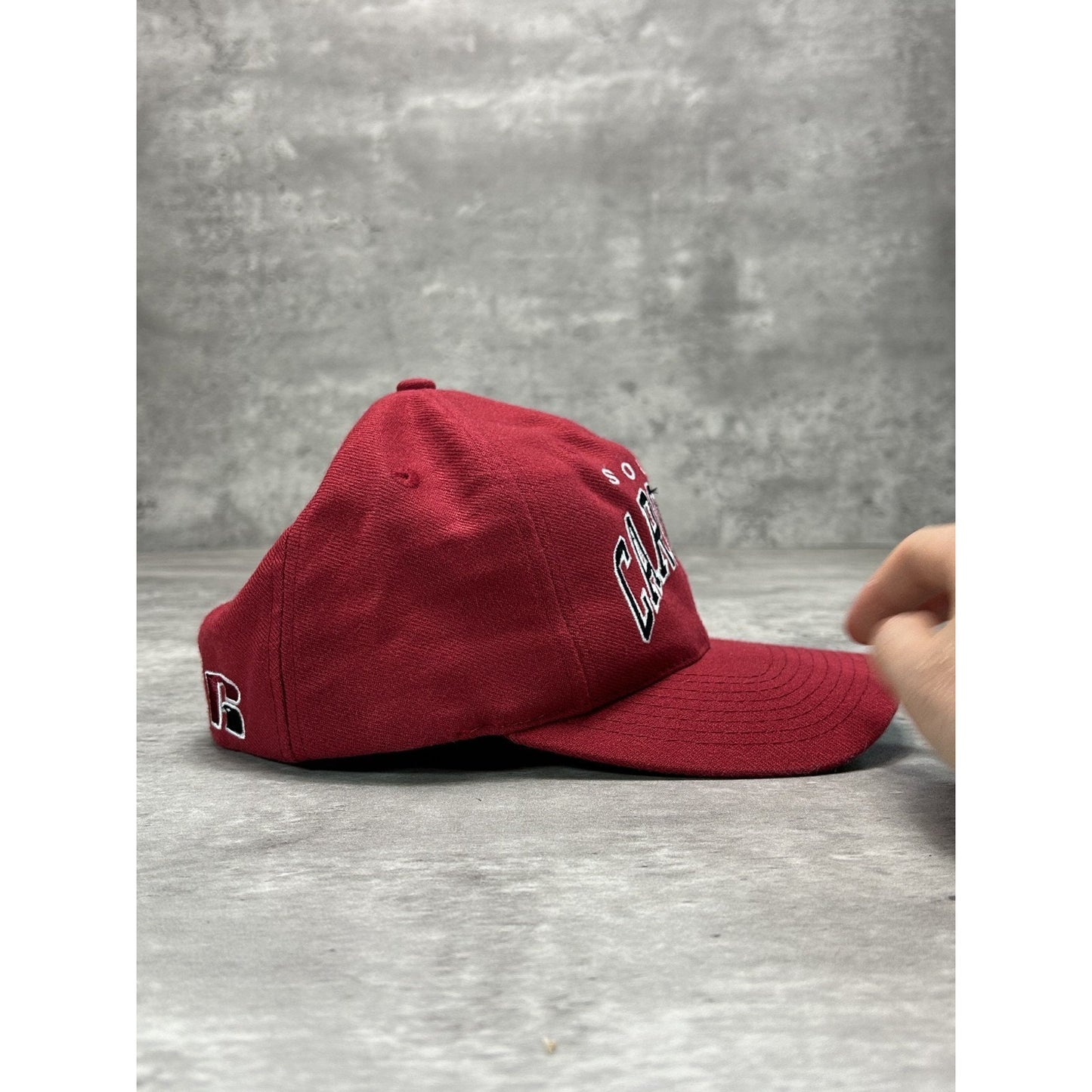 Vintage 90s South Carolina Gamecocks NCAA Arc Spellout Snapback Hat OSFA Red
