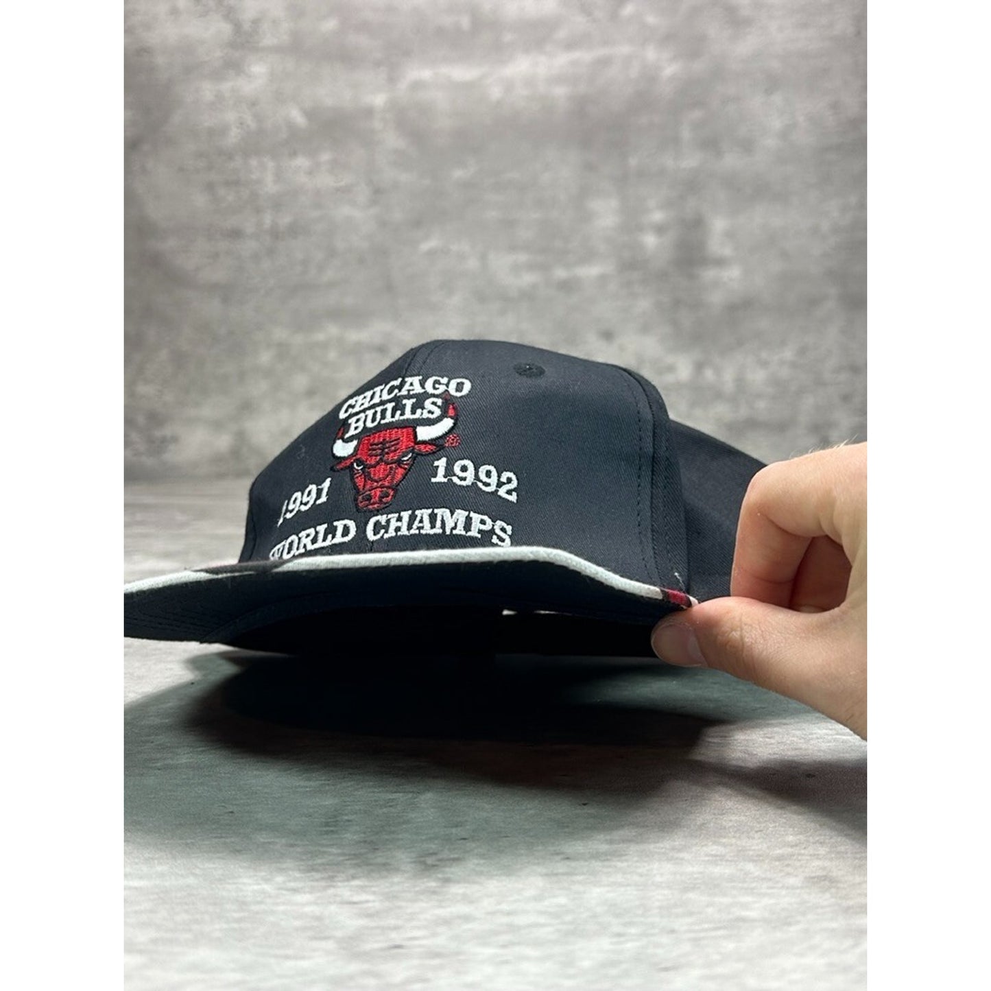 Vintage 1991/92 Chicago Bulls NBA Back To Back World Champs Snapback Hat OSFA