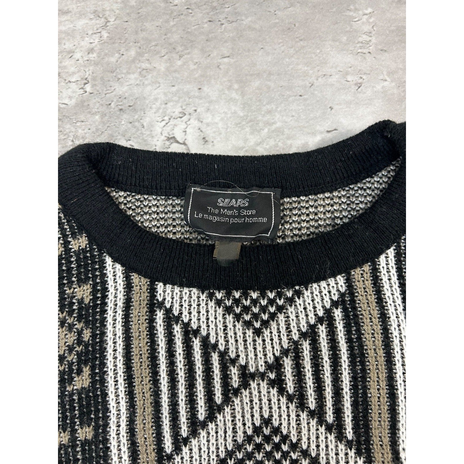 Vintage 80s Sears Geometric Striped Print Pullover Knit Sweater Size Medium