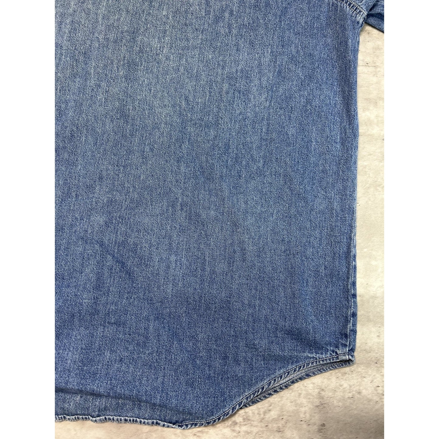 Vintage 90s Levis SIlvertab Medium Wash Long Sleeve Button Up Shirt Size Large