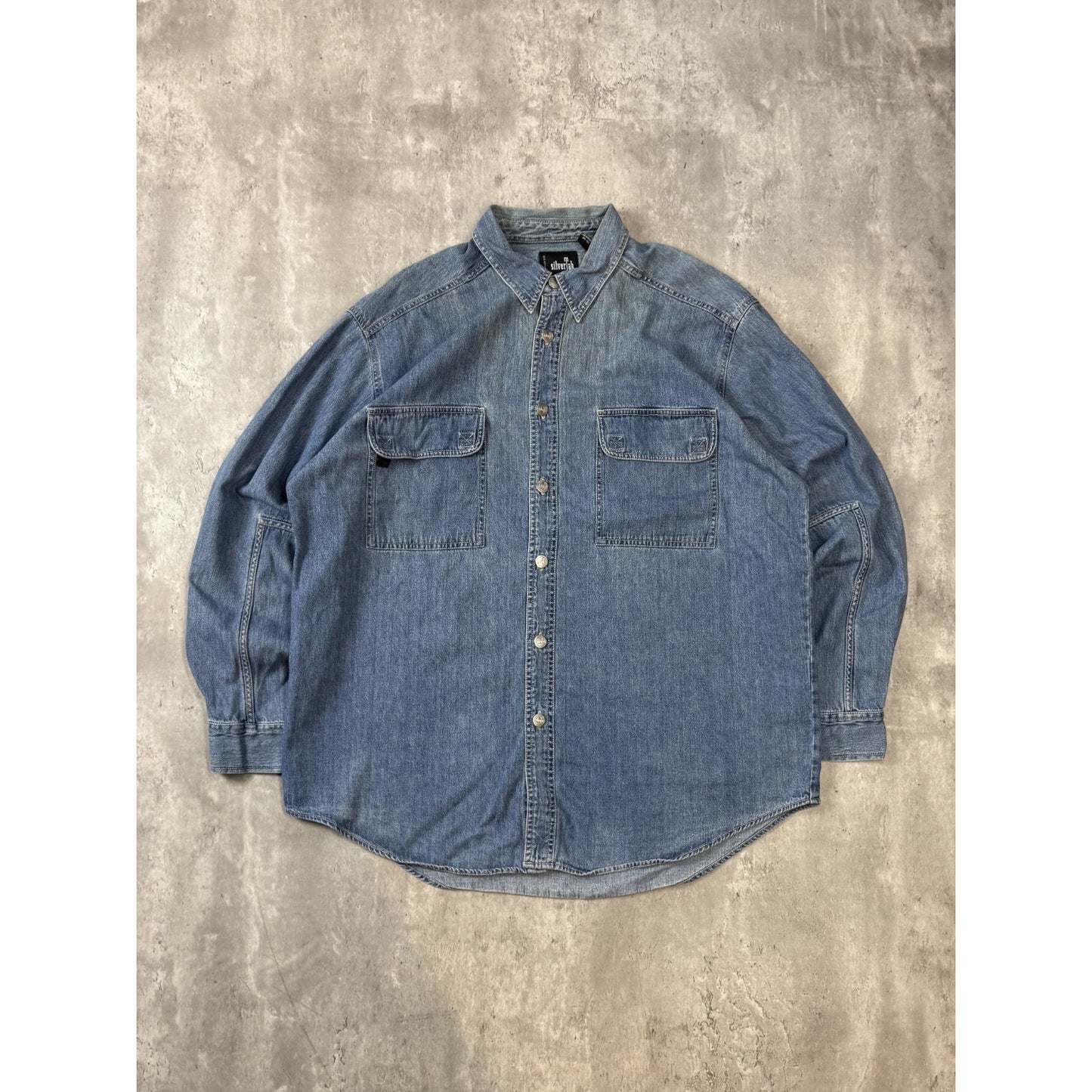 Vintage 90s Levis SIlvertab Medium Wash Long Sleeve Button Up Shirt Size Large