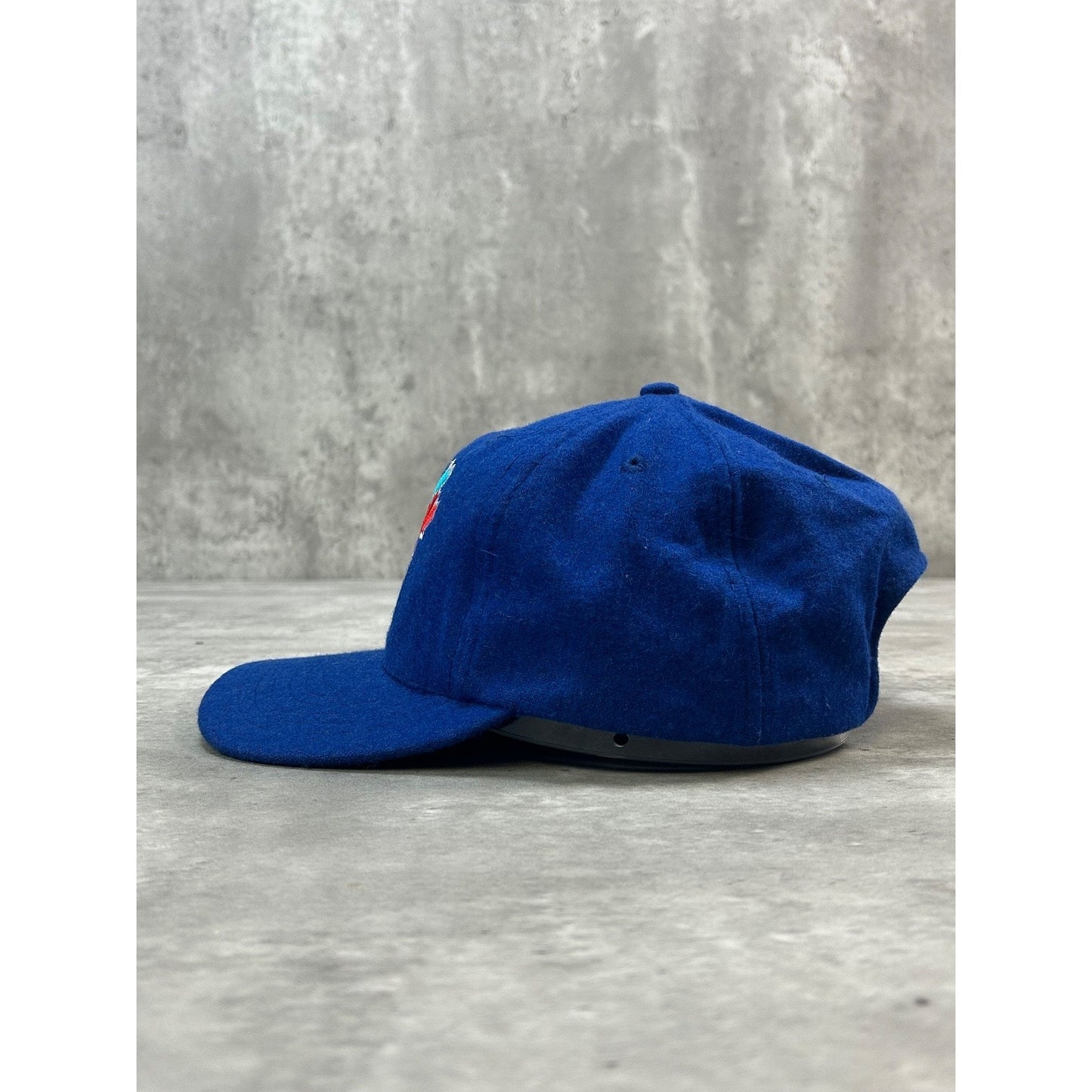 Vintage 90s Toronto Blue Jays MLB Embroidered Logo Baseball Strapback Hat OSFA