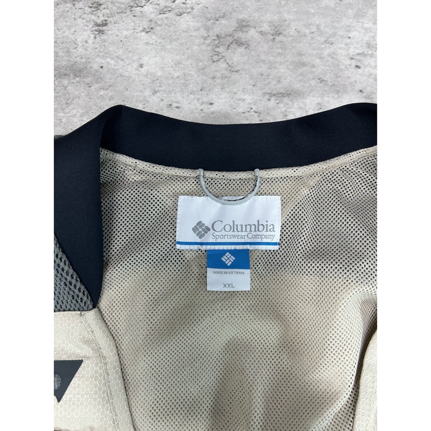 Columbia PFG Multi Pocket Two Tone Fishing Vest Size XL Beige