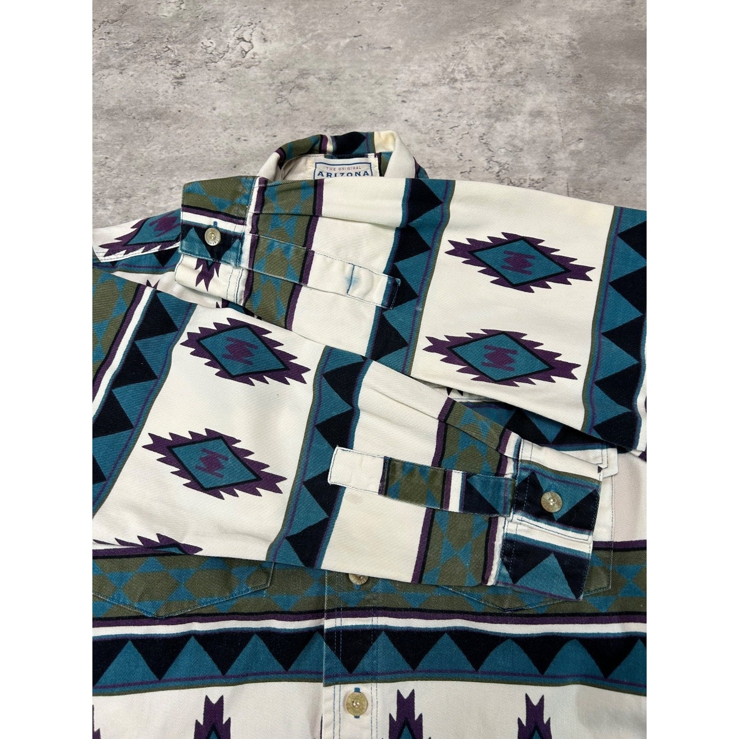 Vintage Arizona Aztec Western Style Long Sleeve Button Up Shirt Sz Medium YOUTH