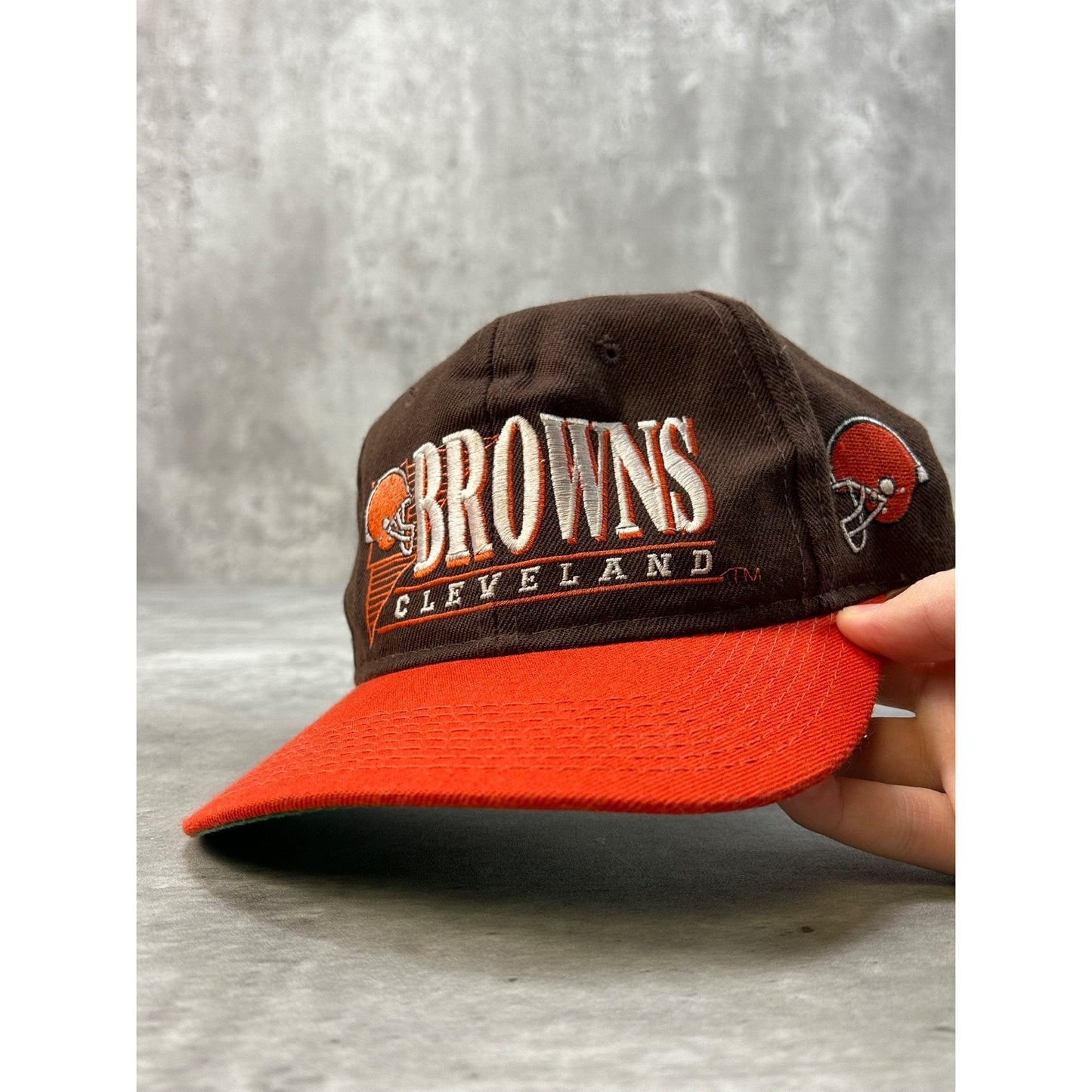 Vintage 90s Cleveland Browns NFL Embroidered Spellout Snapback Hat OSFA