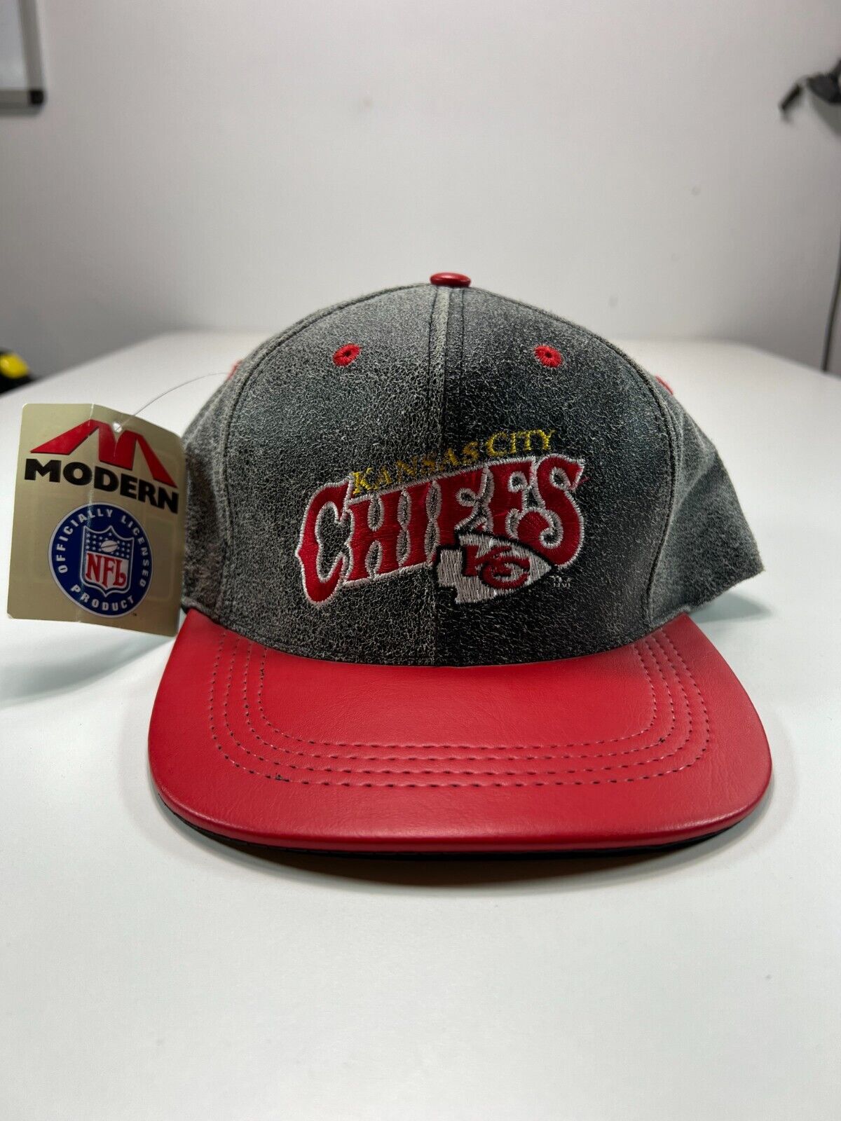 Vintage 90s Kansas City Chiefs NFL Genuine Leather Modern Snapback Hat OSFA