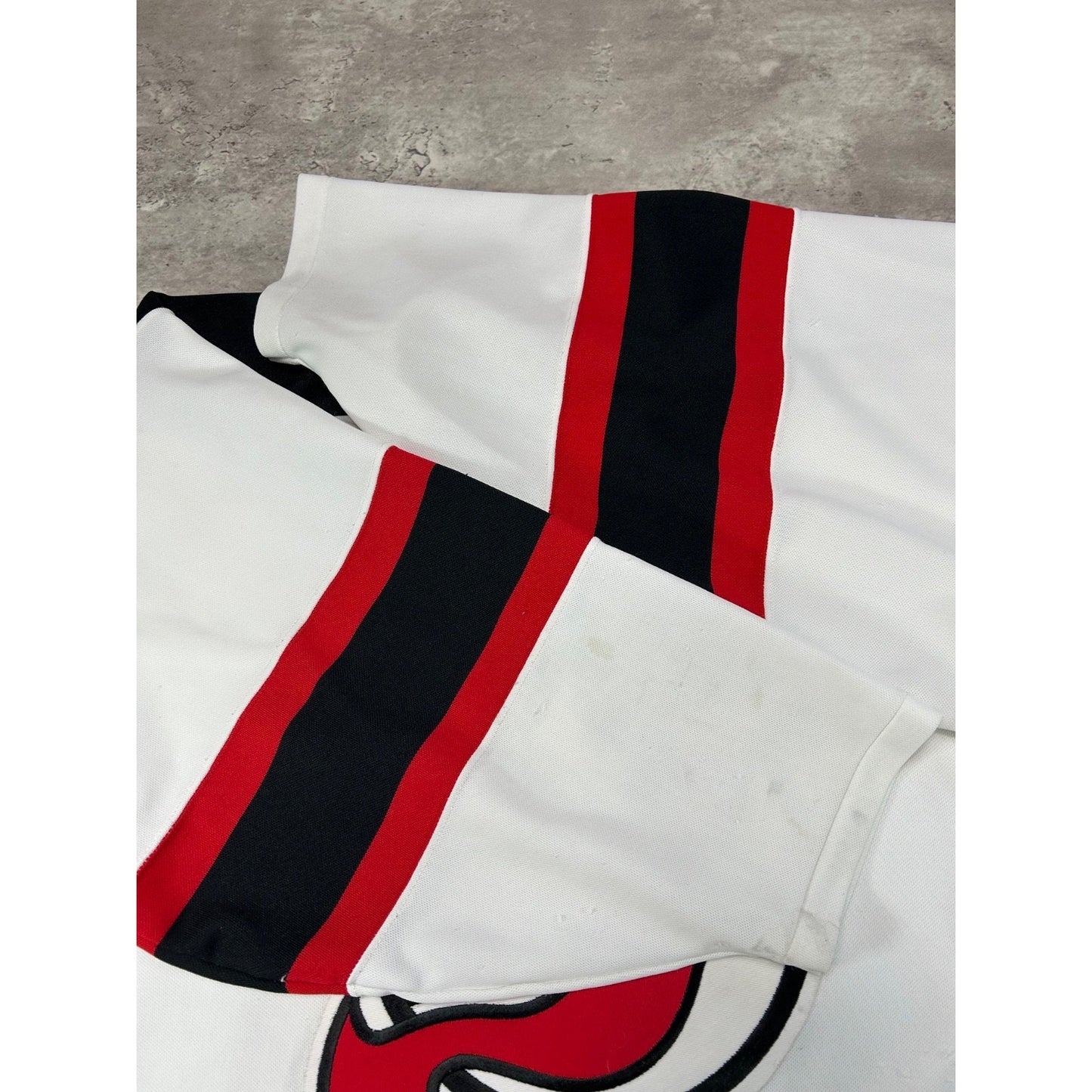 Vintage 90s New Jersey Devils NHL Stitched CCM Hockey Jersey Size Small
