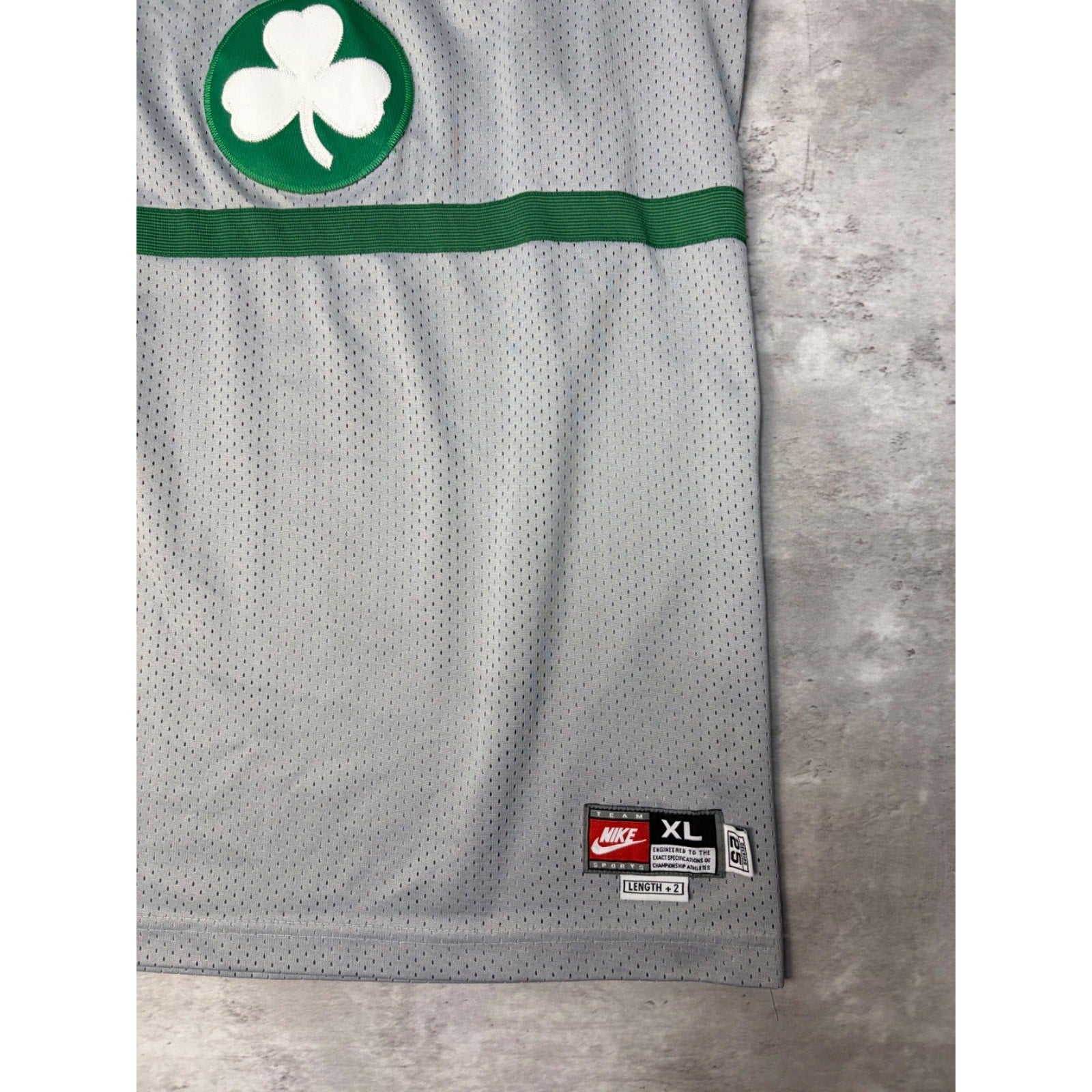 Vintage Paul Pierce #34 Boston Celtics NBA Nike Basketball Jersey Size XL YOUTH