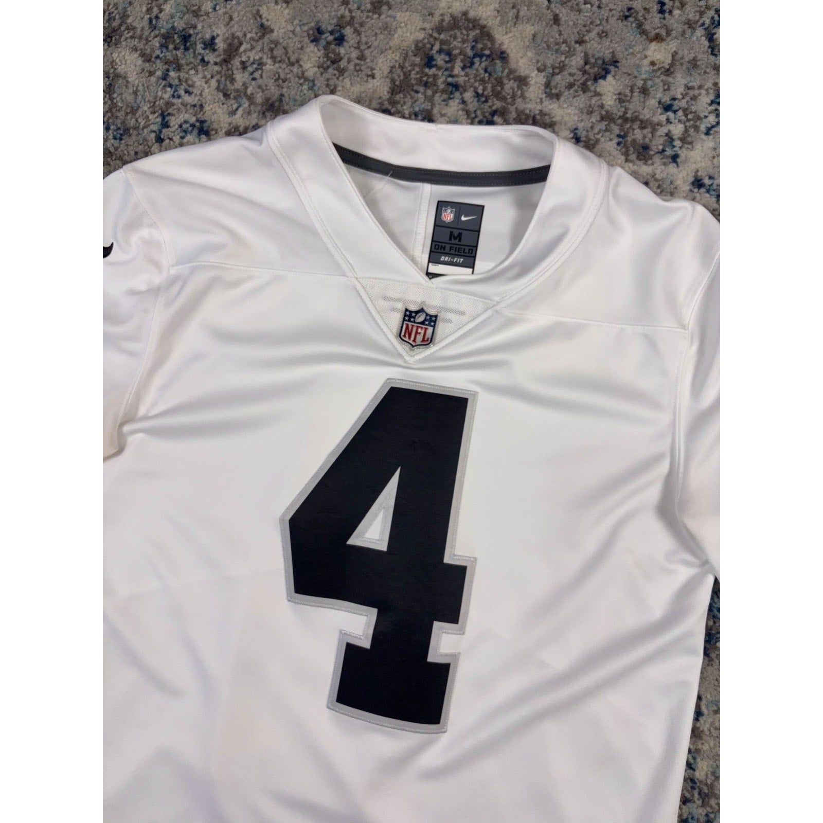 Derek Carr #4 Las Vegas Raiders NFL Nike Football Jersey Size Medium