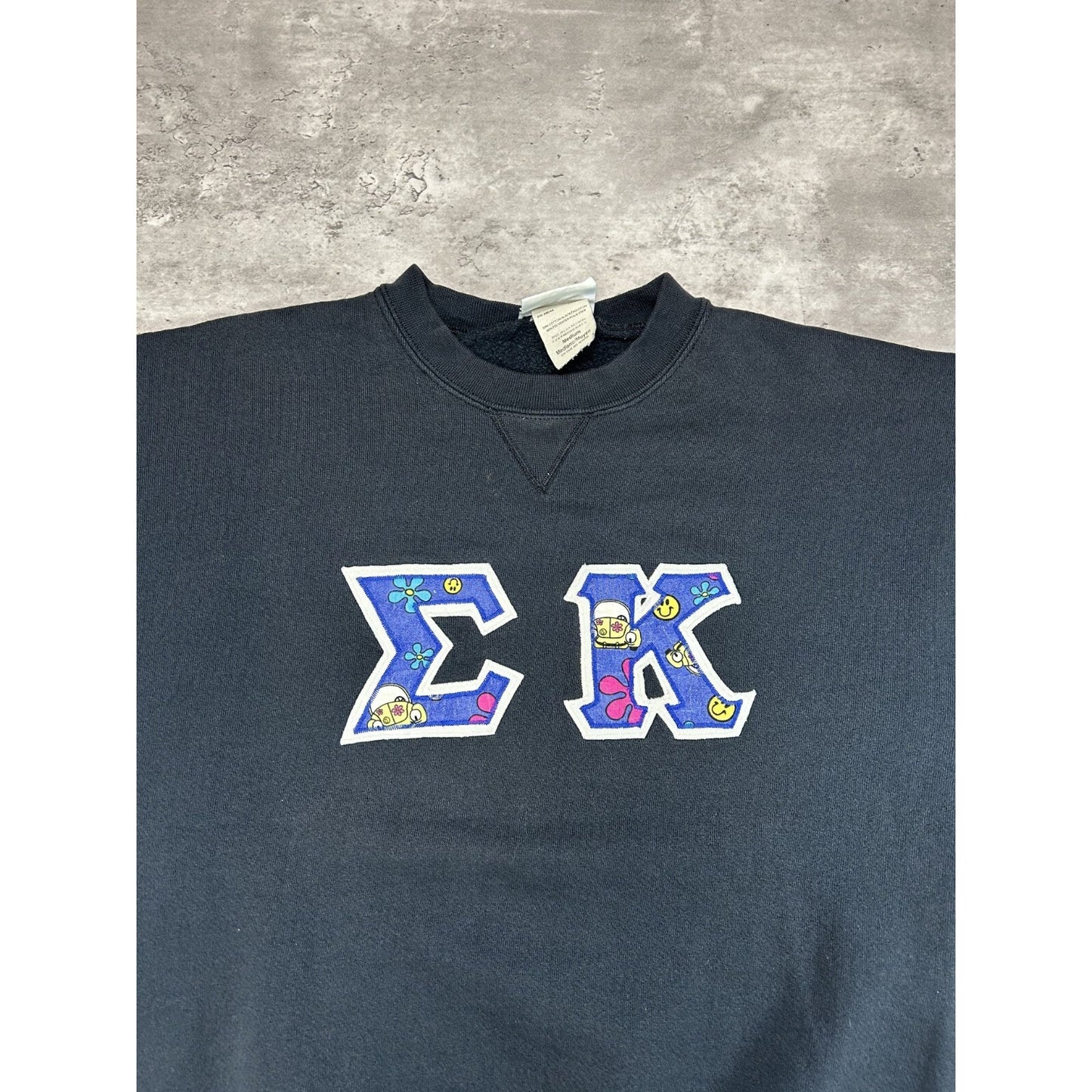 Vintage 80s/90s Sigma Kappa Fraternity Embroidered Patch Sweatshirt Size Medium