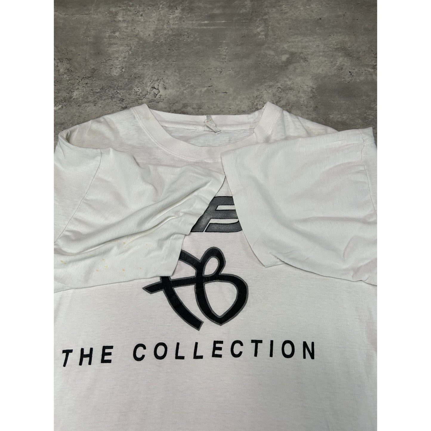 Vintage Y2k Fubu Collection Spellout Graphic T-Shirt Size 2XL White