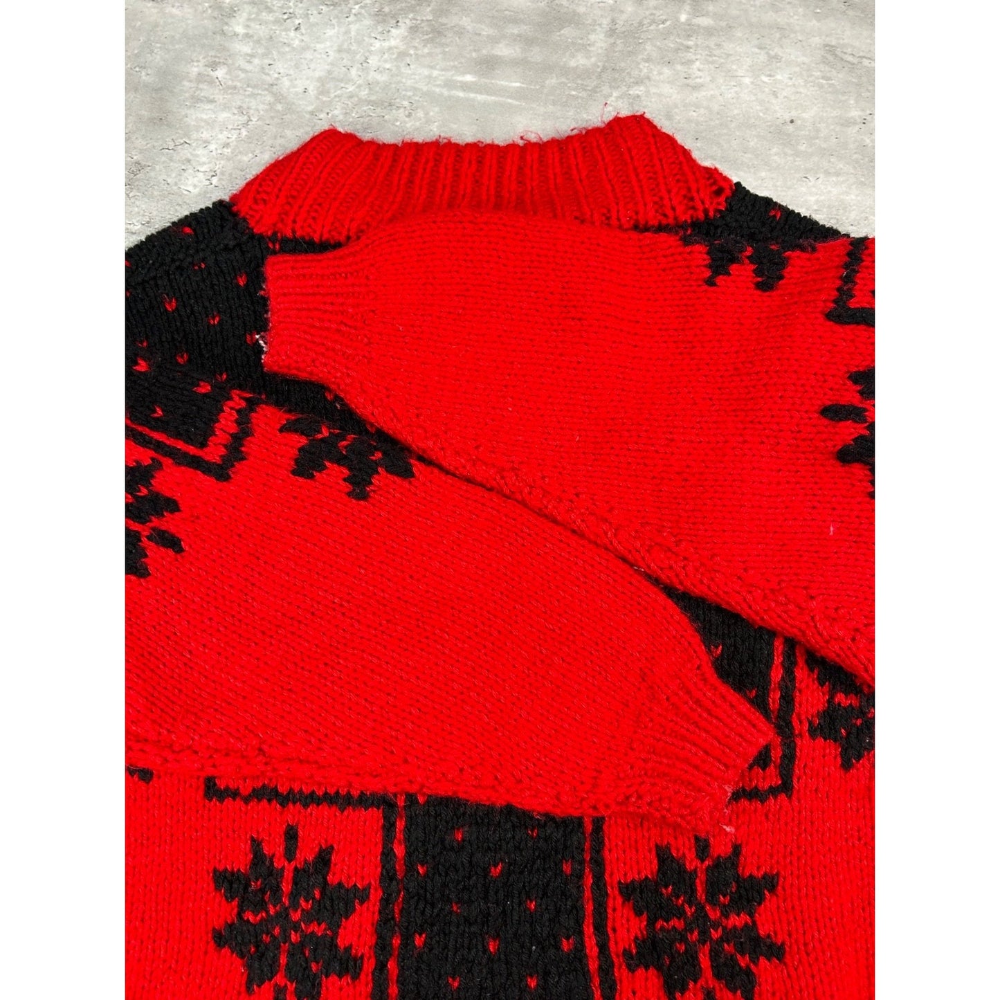 Vintage 80s/90s Handmade Snowflake Graphic Pullover Mock Neck Sweater Size Large